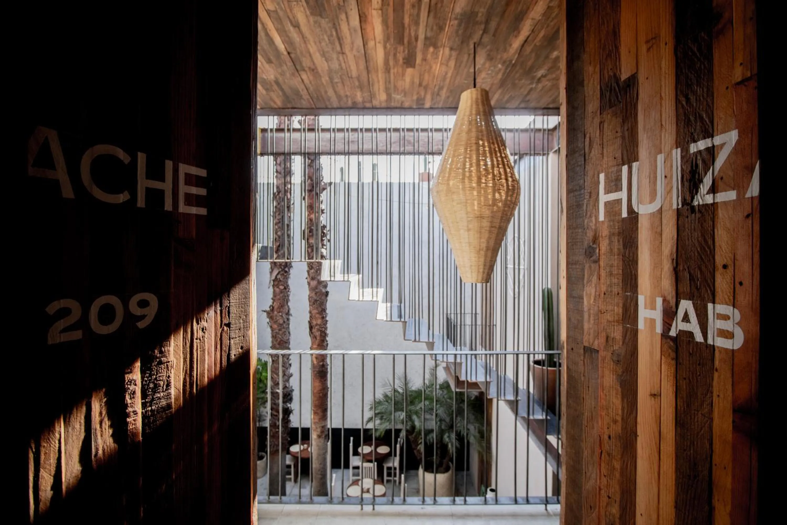 Decorative detail in Hotel Los Amantes