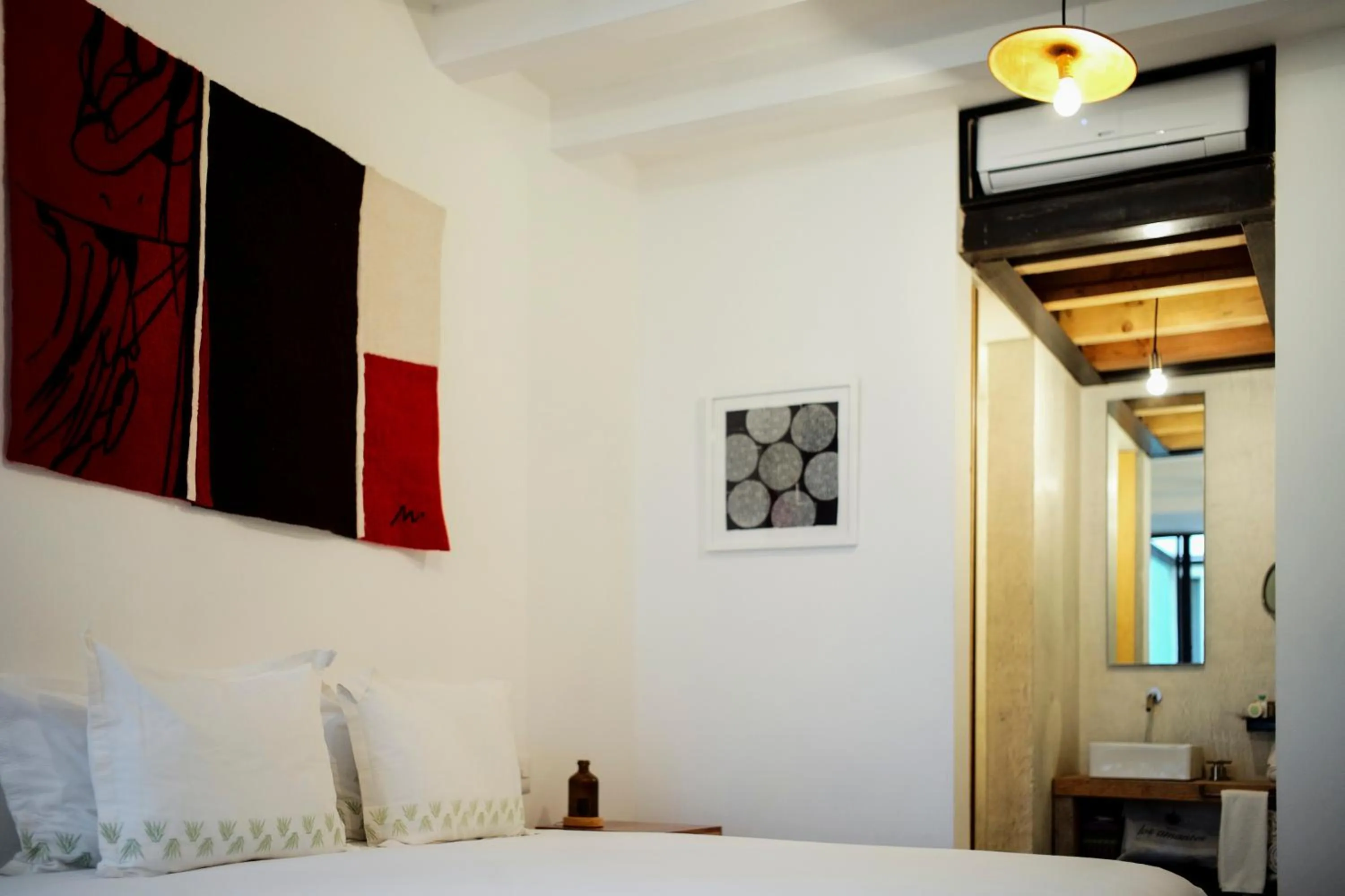 Decorative detail, Bed in Hotel Los Amantes