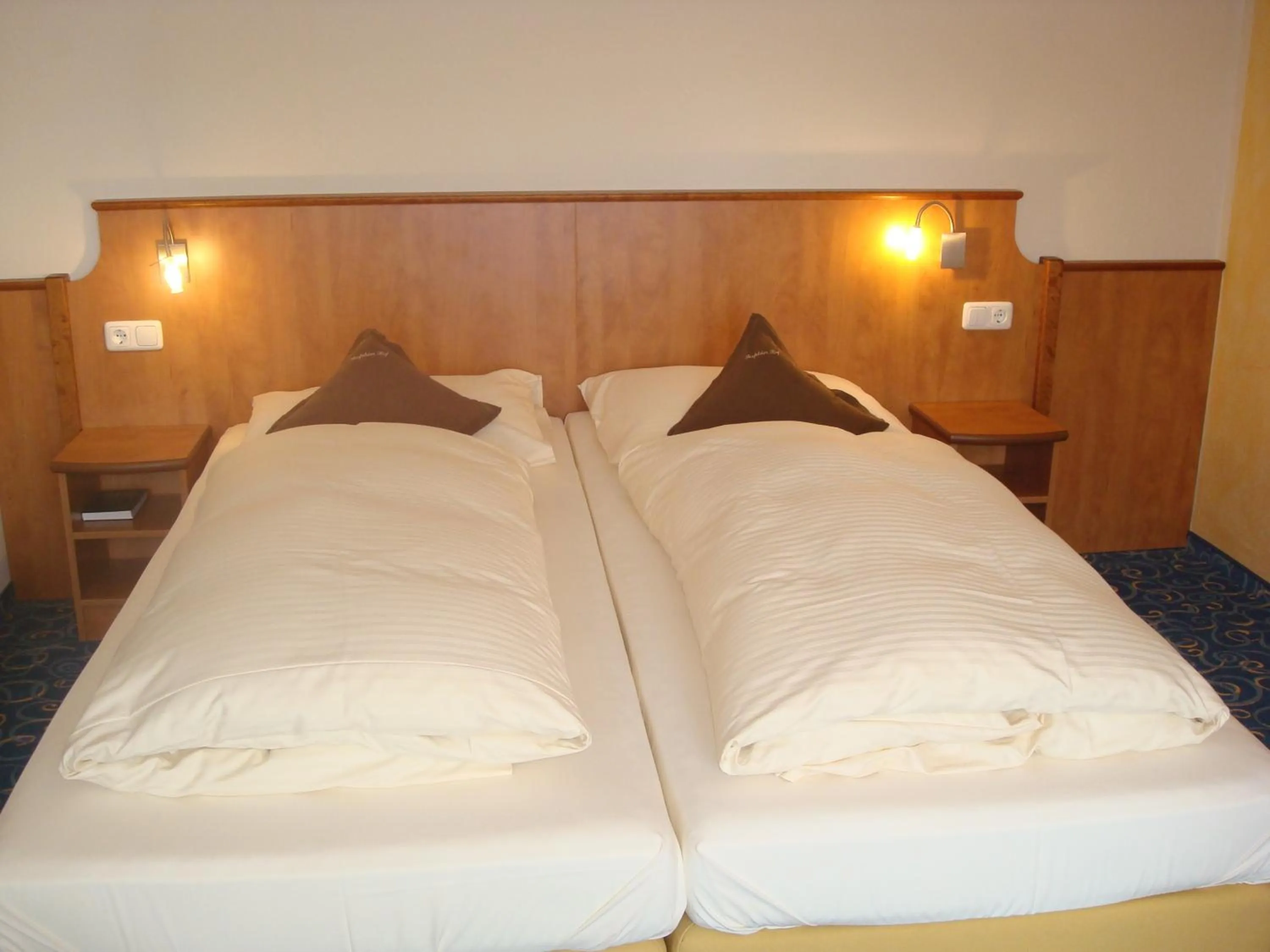 Bed in Hotel Gasthof Seefelder Hof