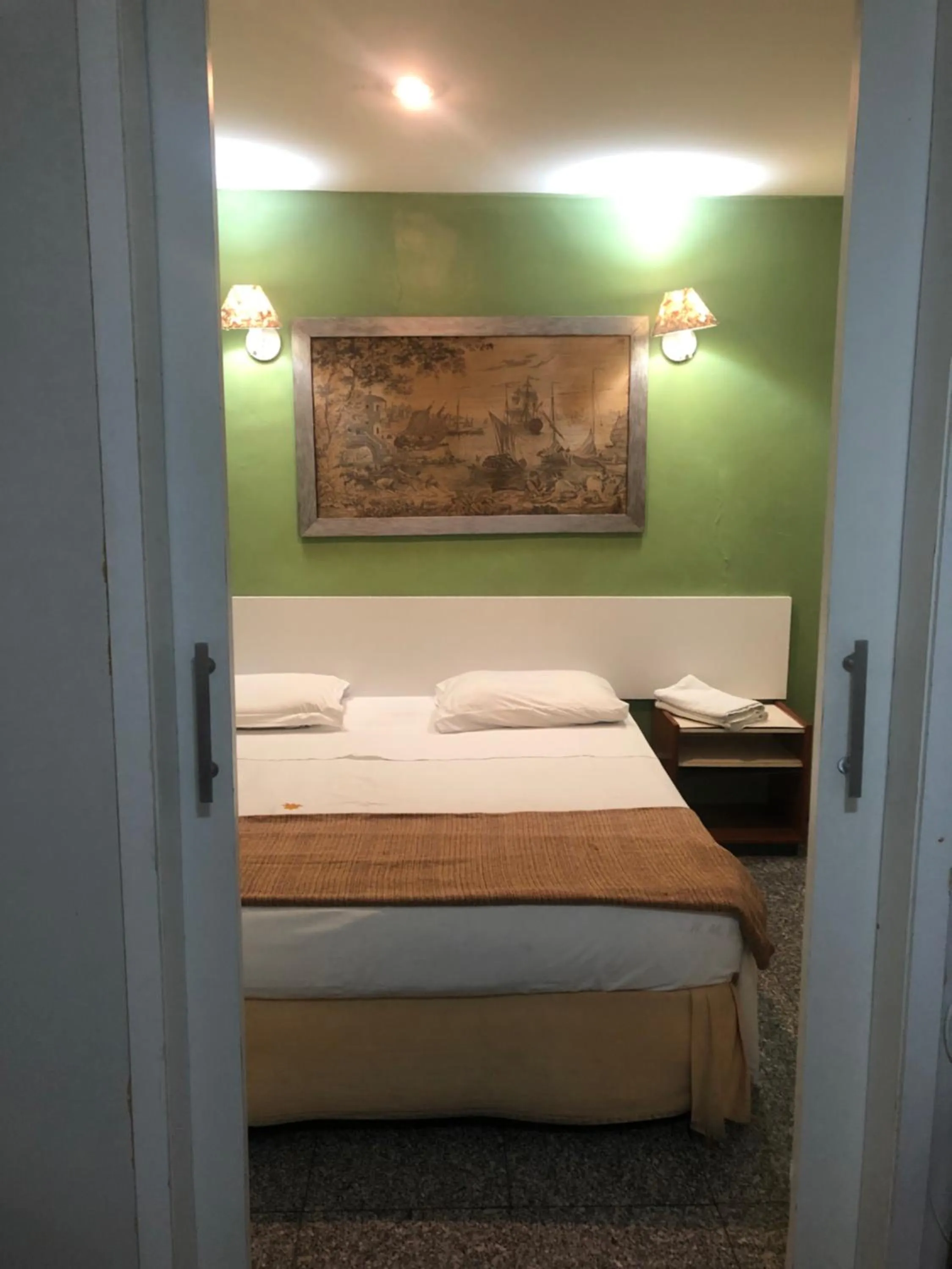 Photo of the whole room, Bed in Atlântico Flat Residence