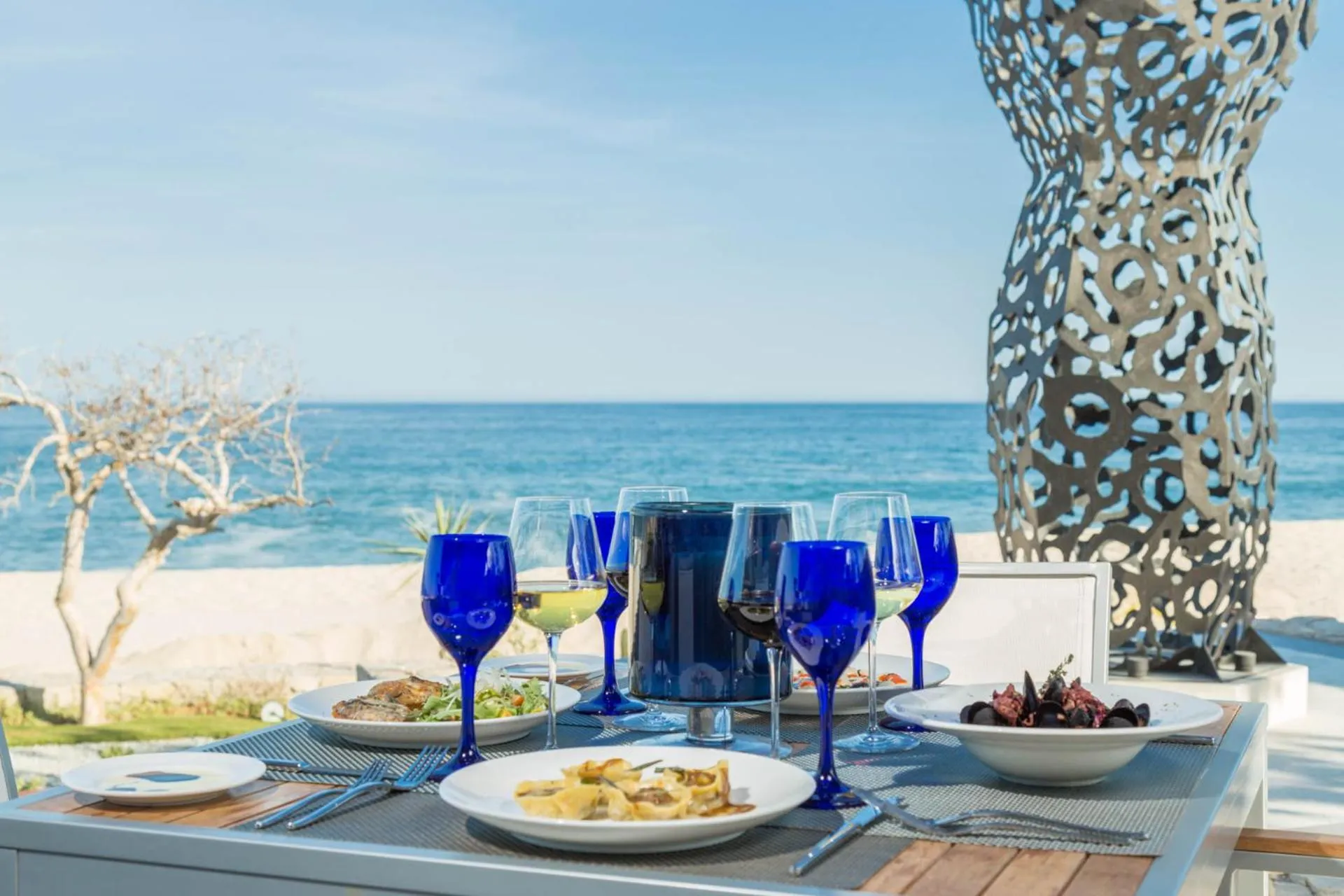 Restaurant/places to eat in The Club at Solaz Luxury Villas