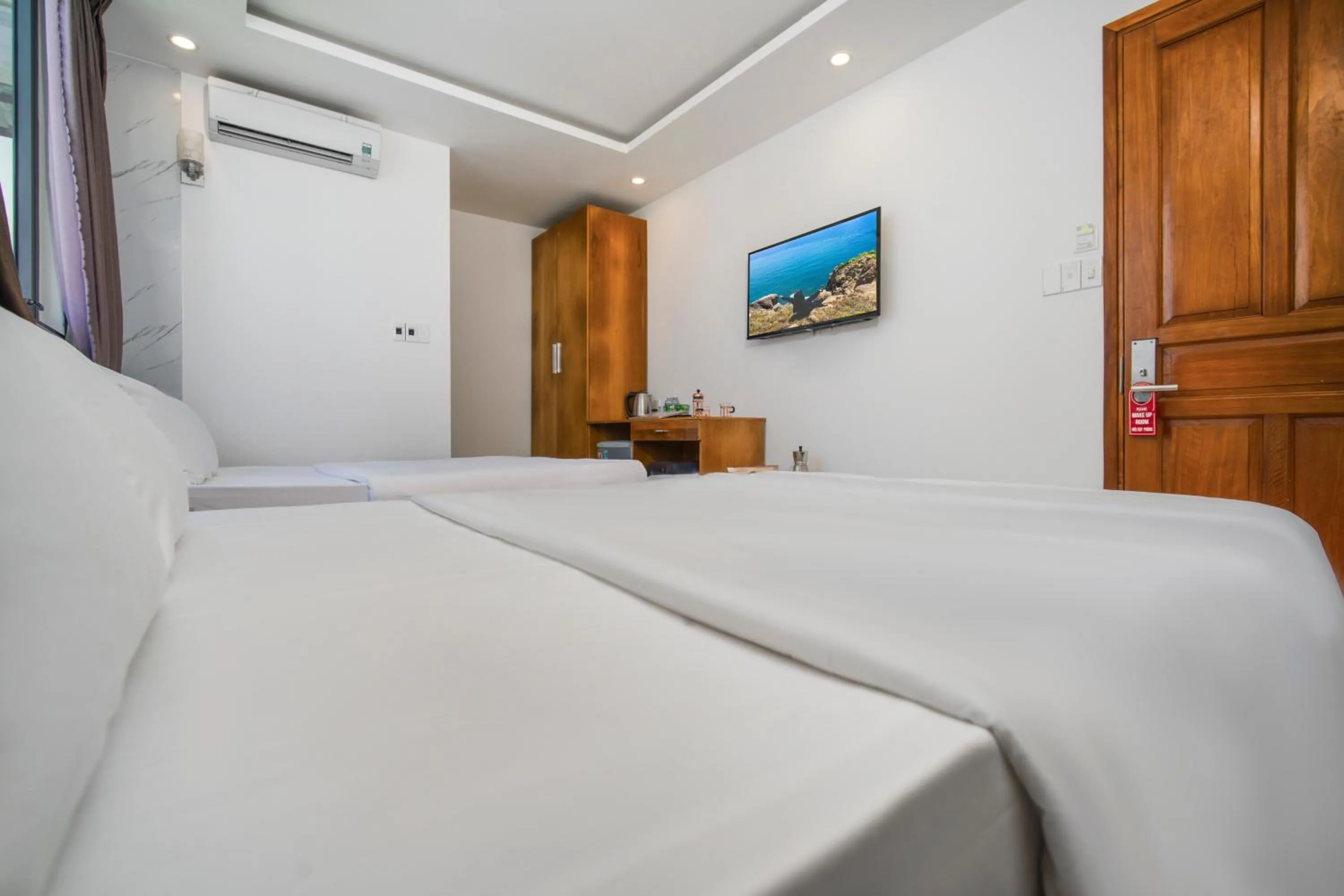 Bed in Trang Ngan Hotel by THG