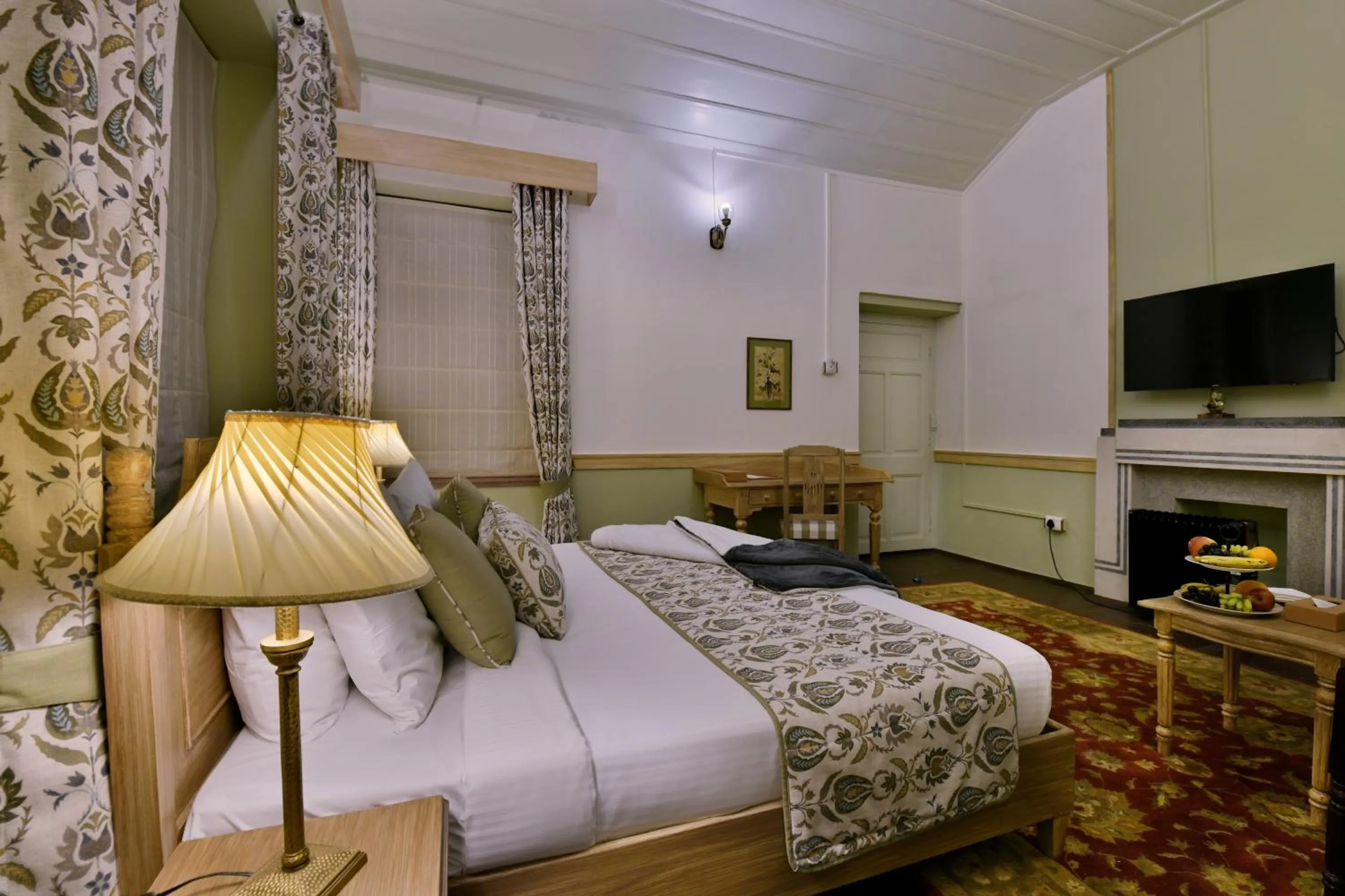 Bedroom, Bed in Brij Villa, Dalhousie - A Colonial Luxury Retreat