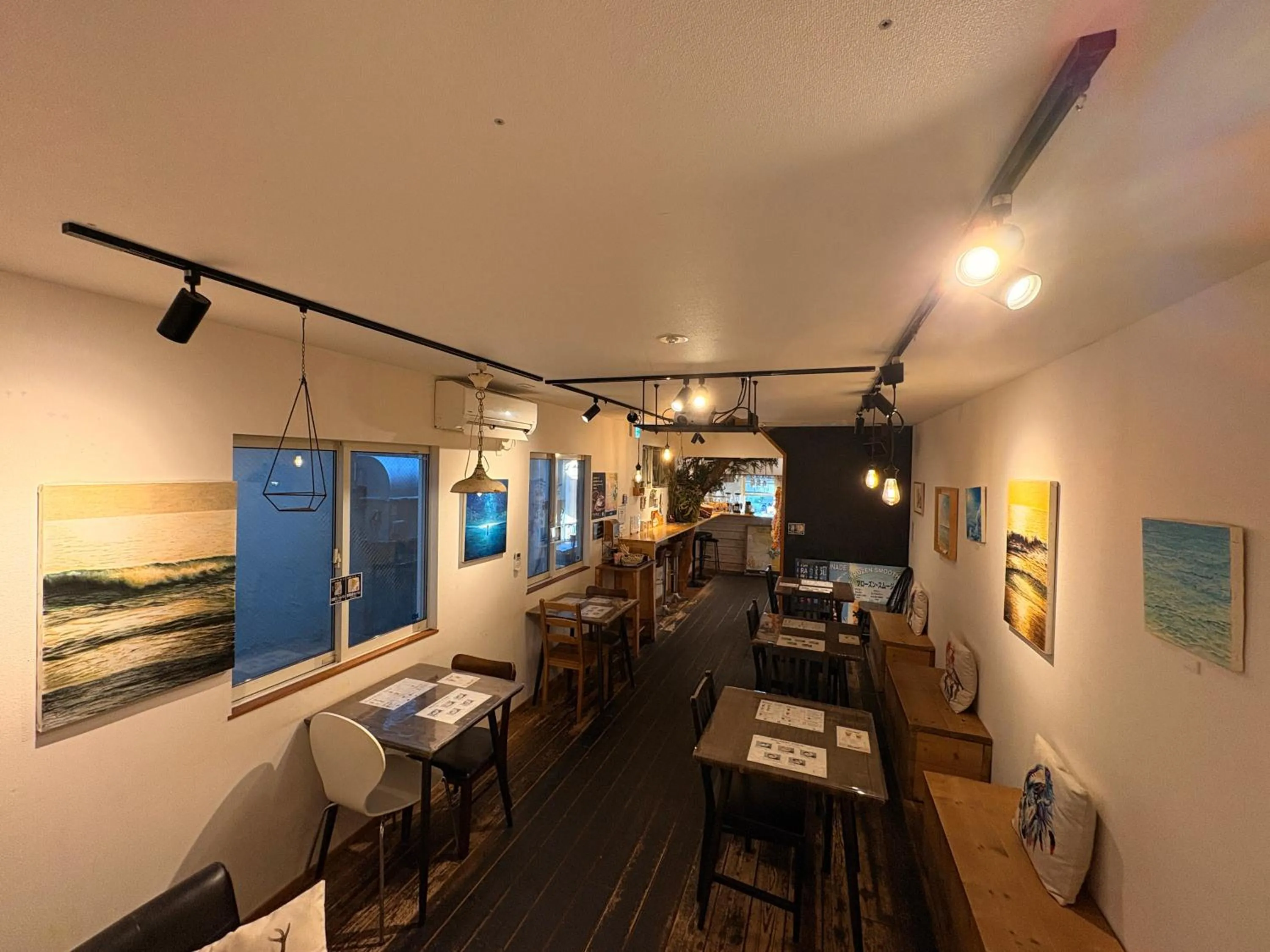 Lounge or bar in IZA Enoshima Guest House