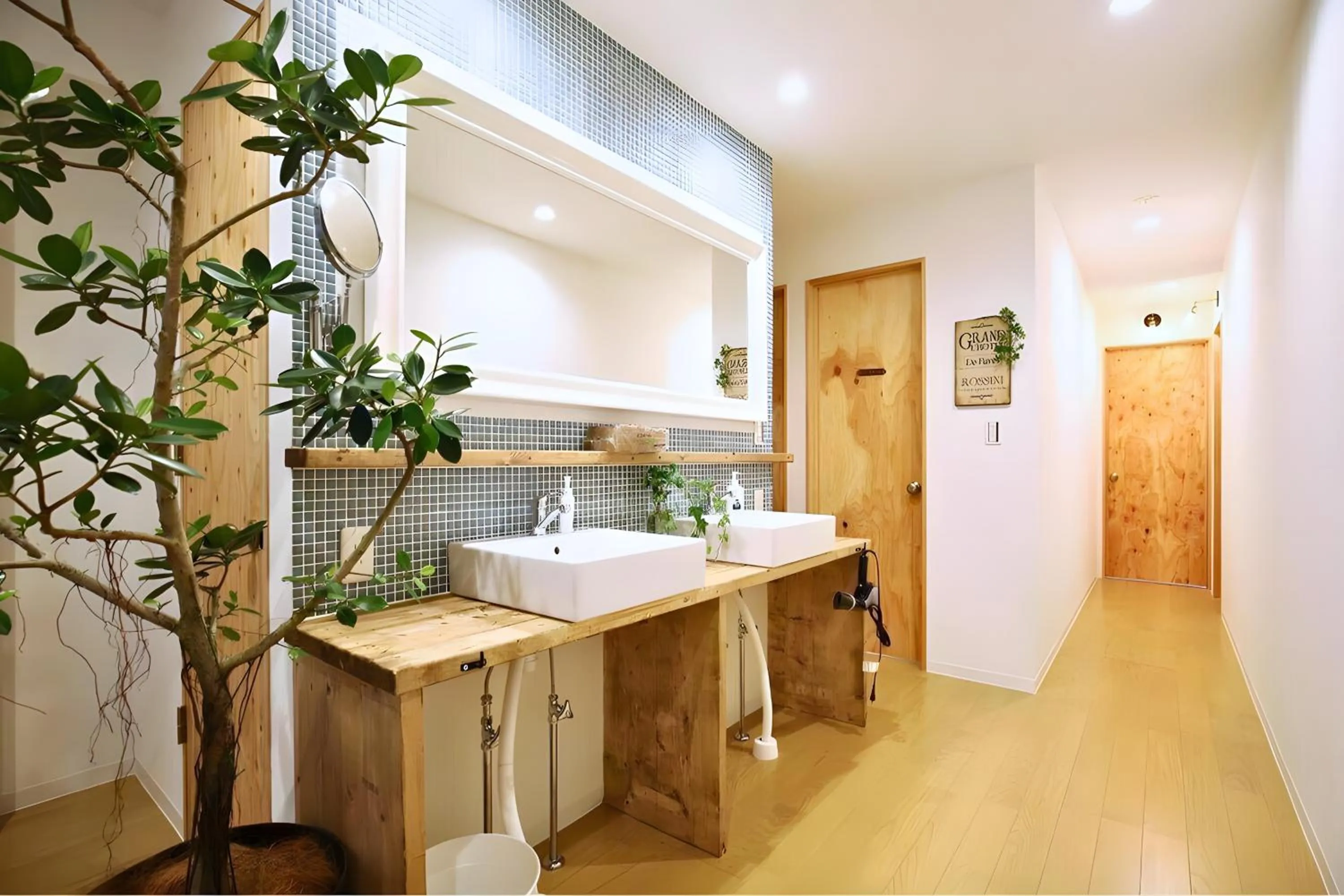 Area and facilities in IZA Enoshima Guest House
