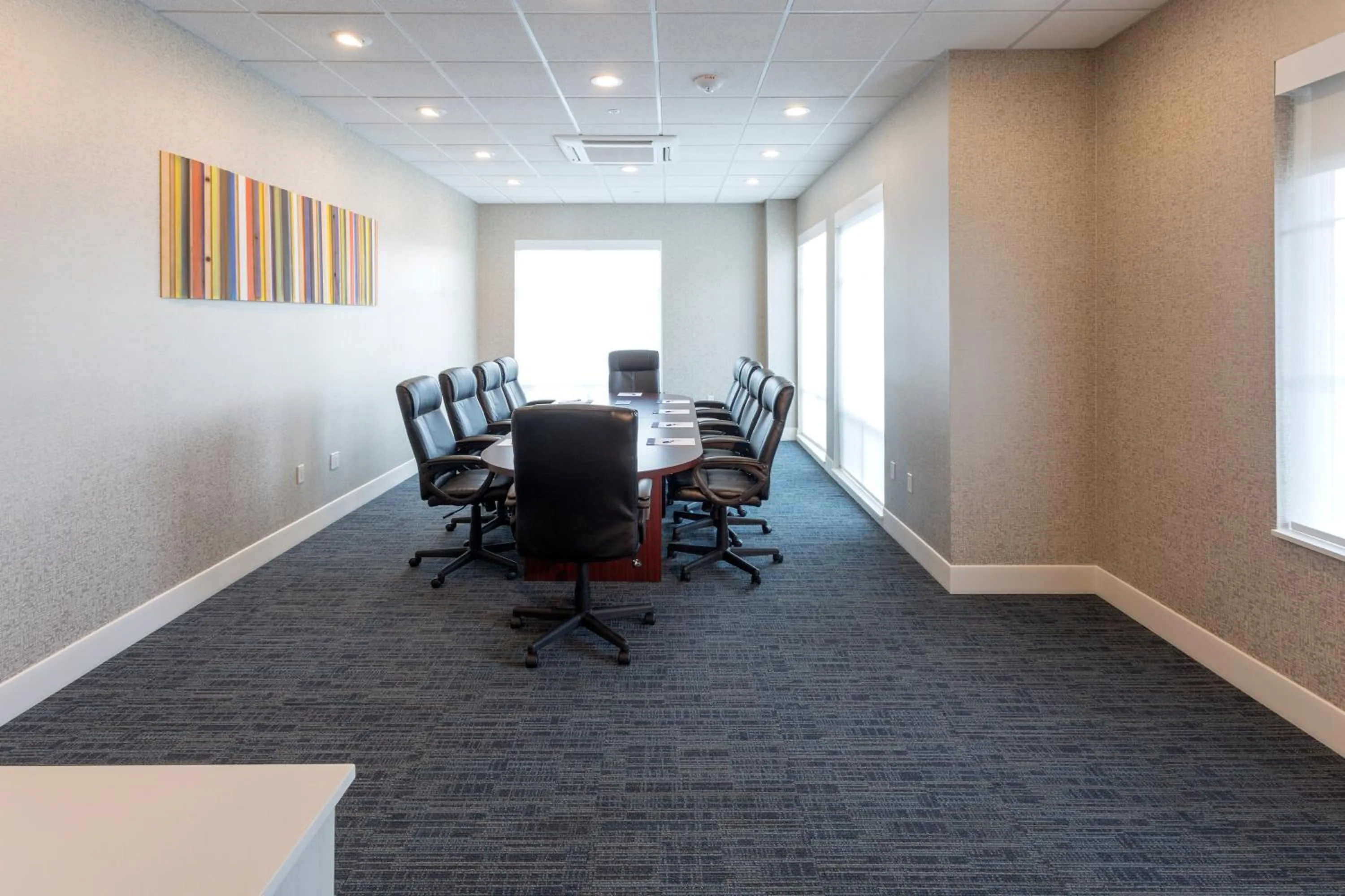 Meeting/conference room in Holiday Inn Express & Suites - Seattle South - Tukwila by IHG