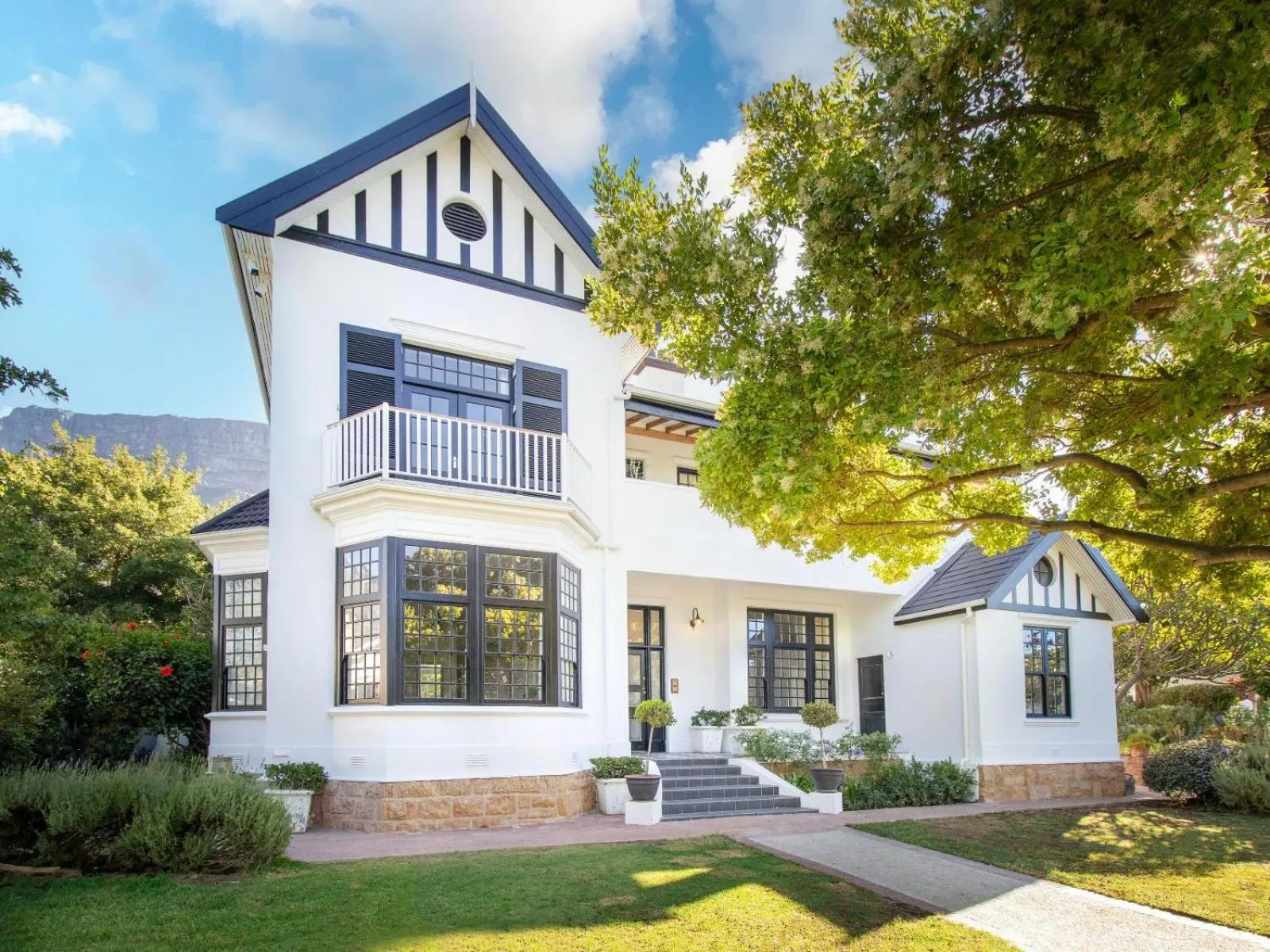 Property building in One Kensington Boutique Hotel