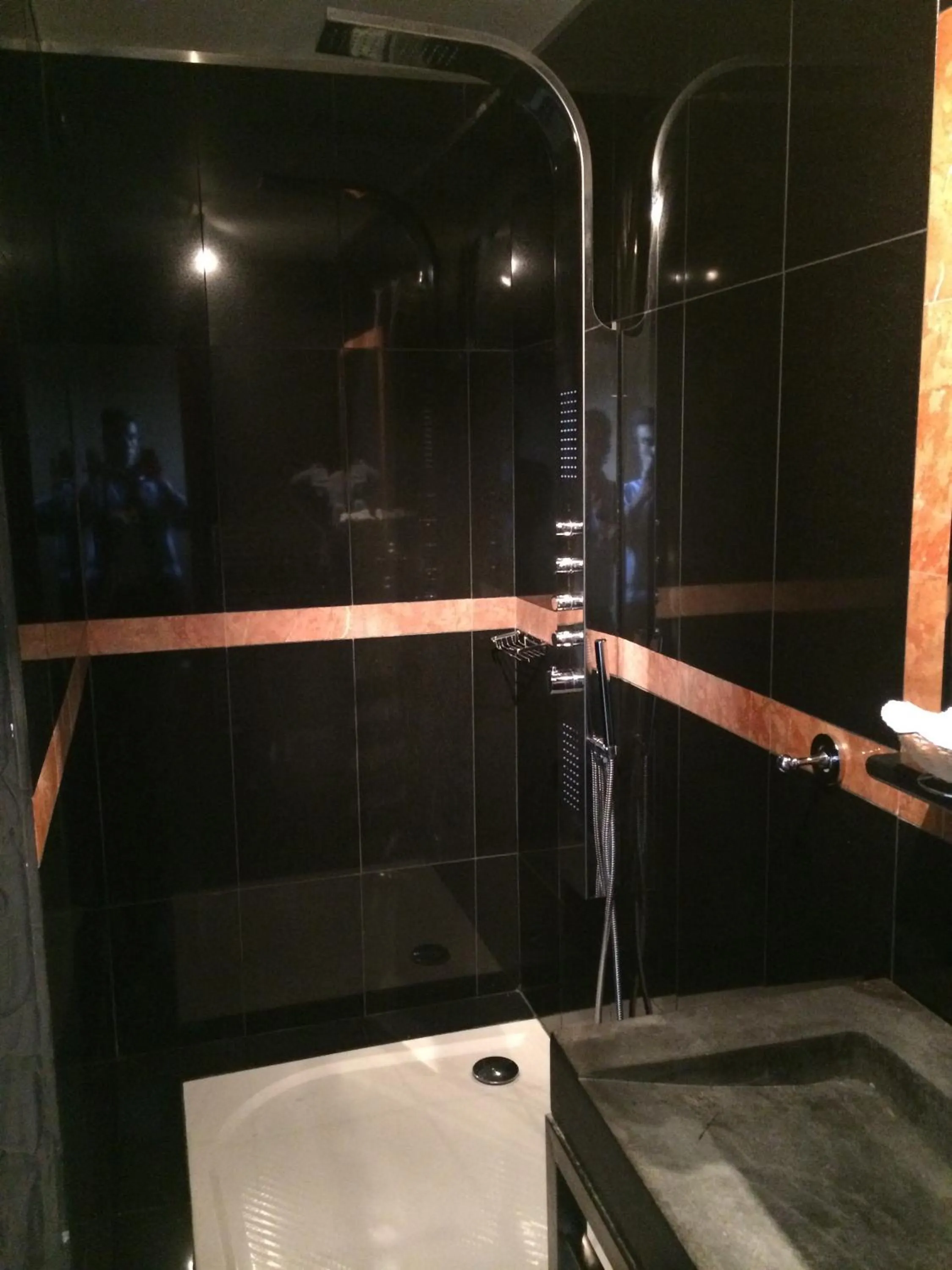 Bathroom in Hôtel Saint Alban