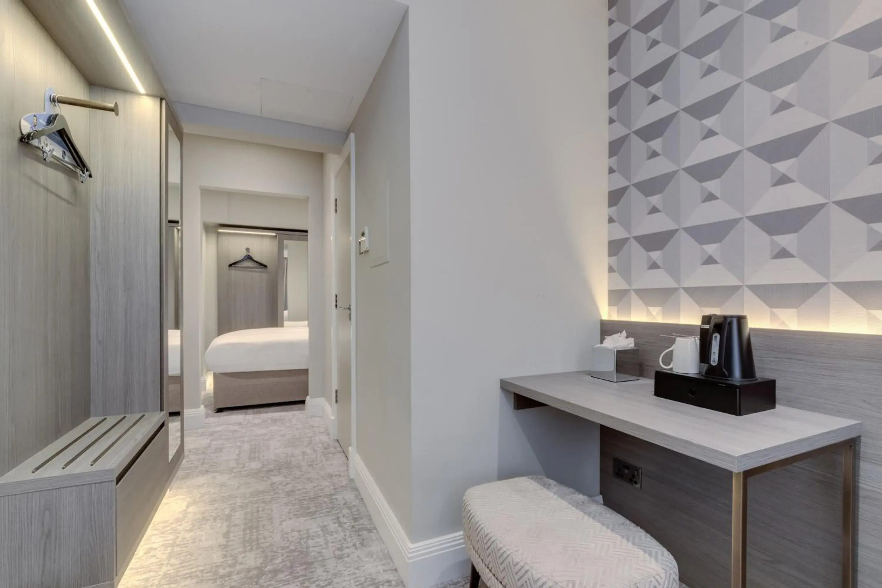 Family Room in Mornington Victor Hotel London Belgravia Family Room in Mornington Victor Hotel London Belgravia