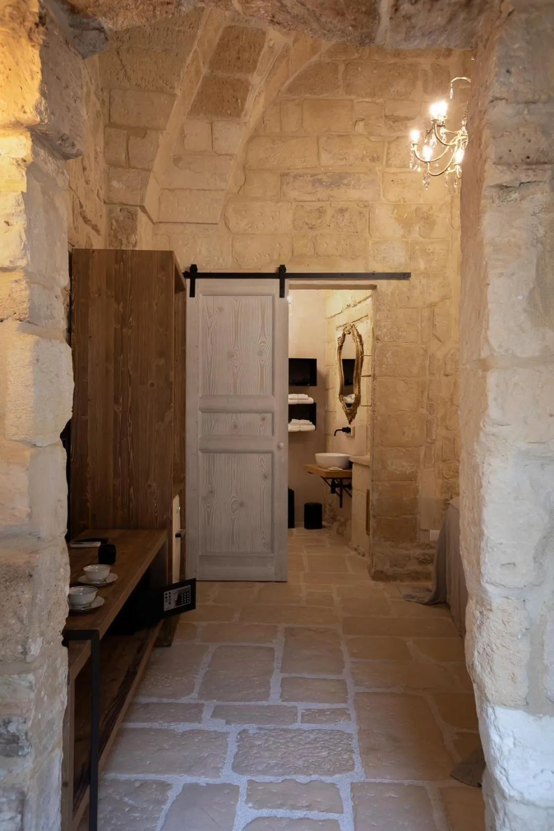 Facade/entrance in Palazzo Sant'Anna Lecce
