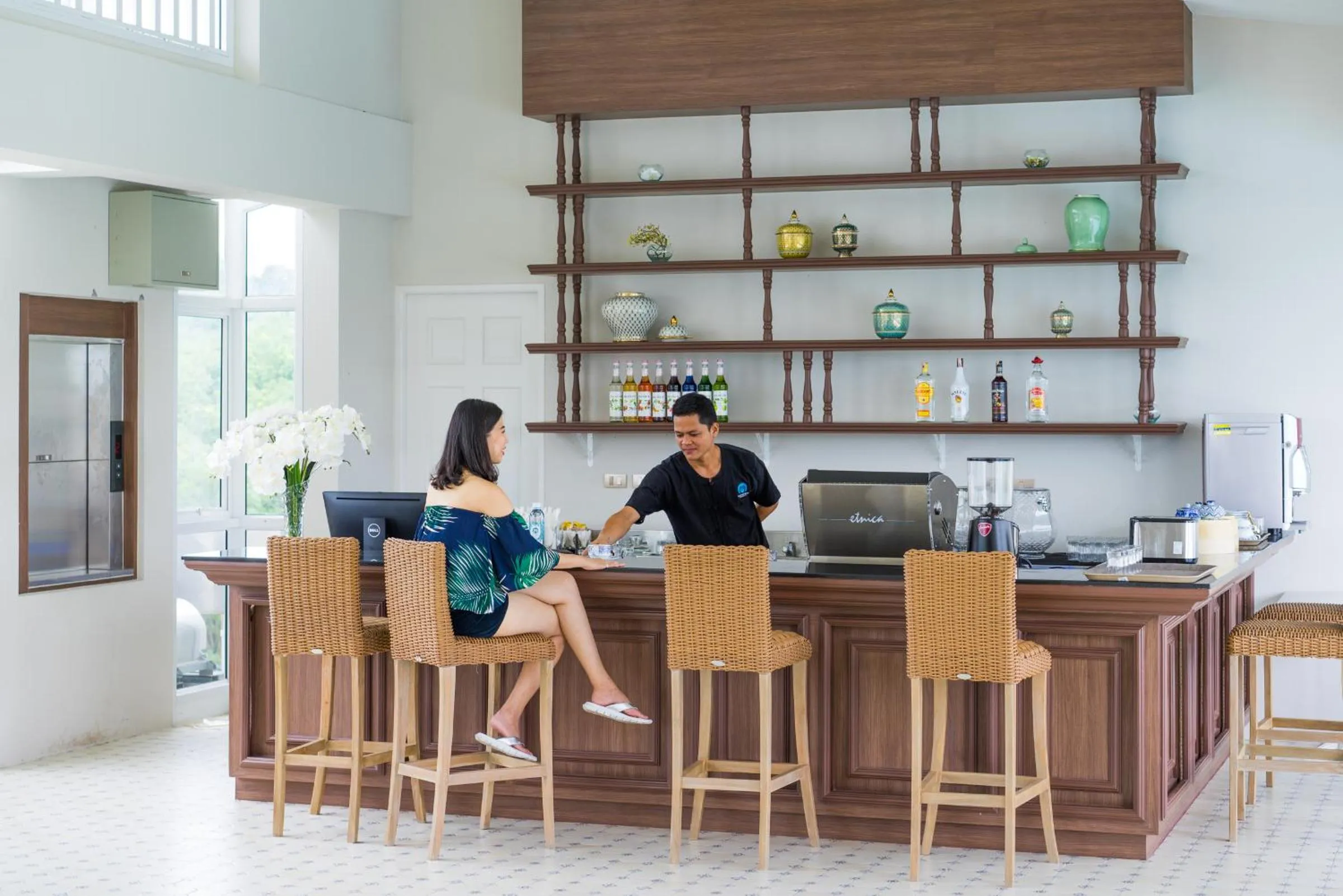 Restaurant/places to eat in Panphuree Residence - SHA Extra Plus