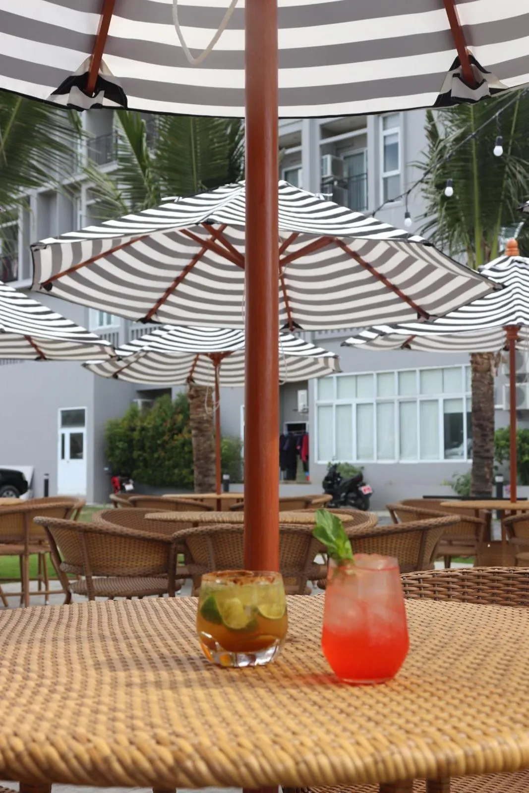 Restaurant/places to eat in Panphuree Residence - SHA Extra Plus