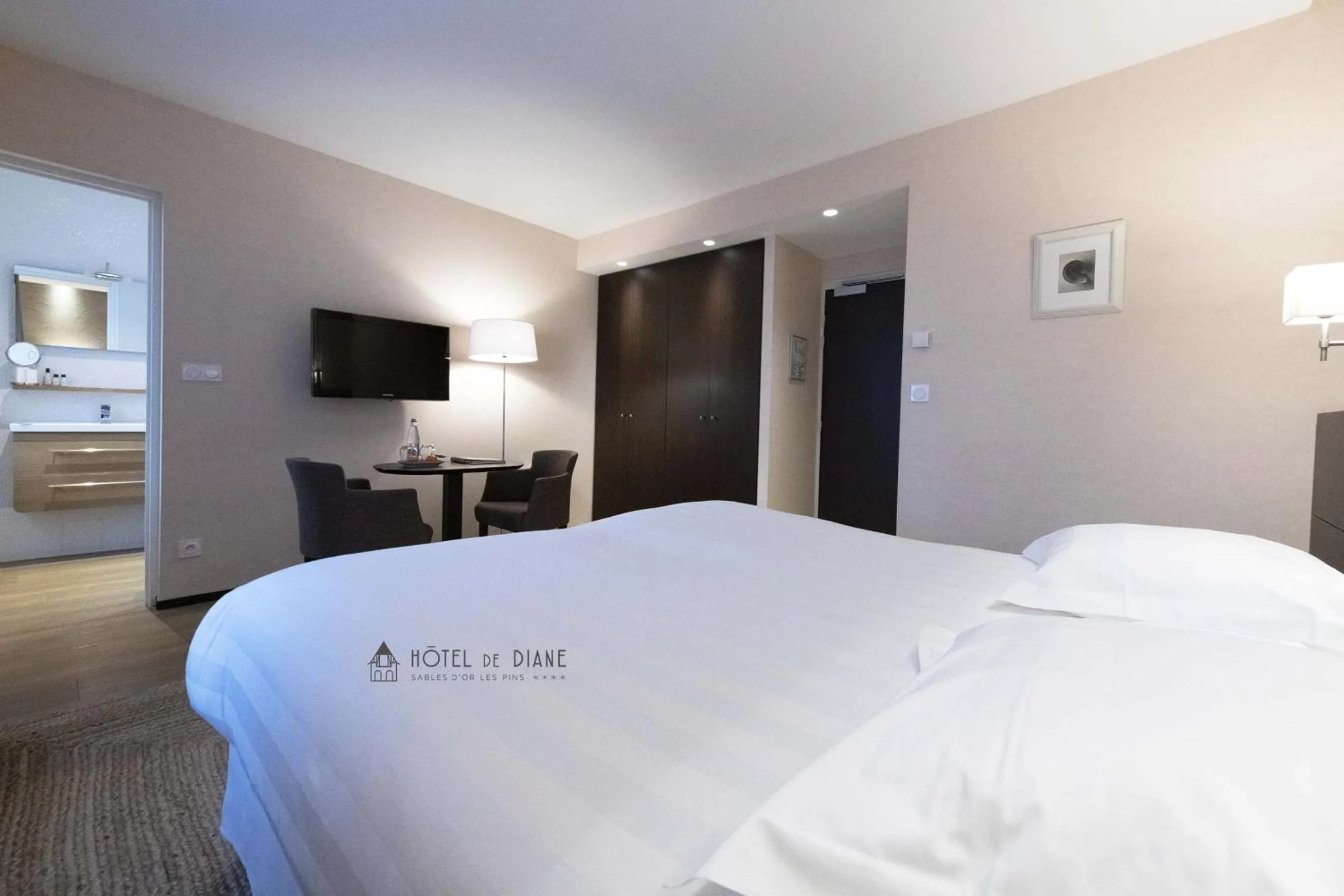 Bedroom, Bed in Hotel De Diane