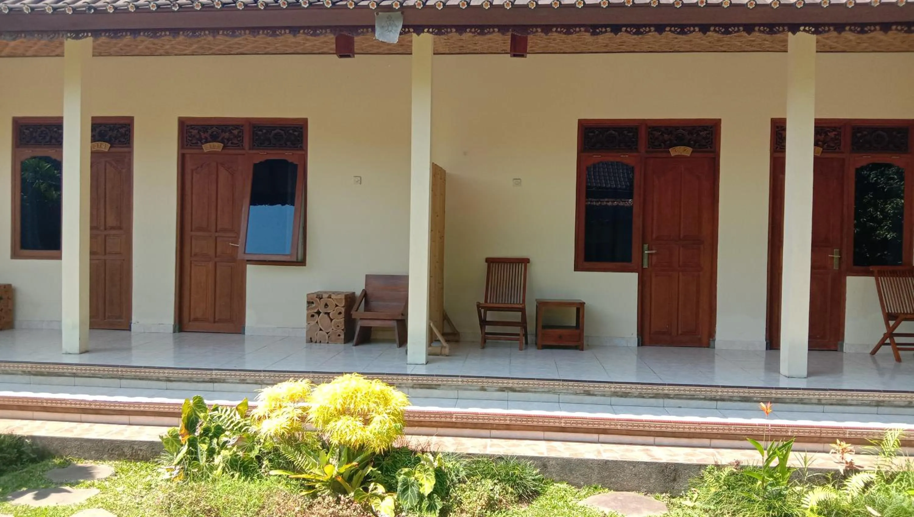 Balcony/Terrace in Astawa House