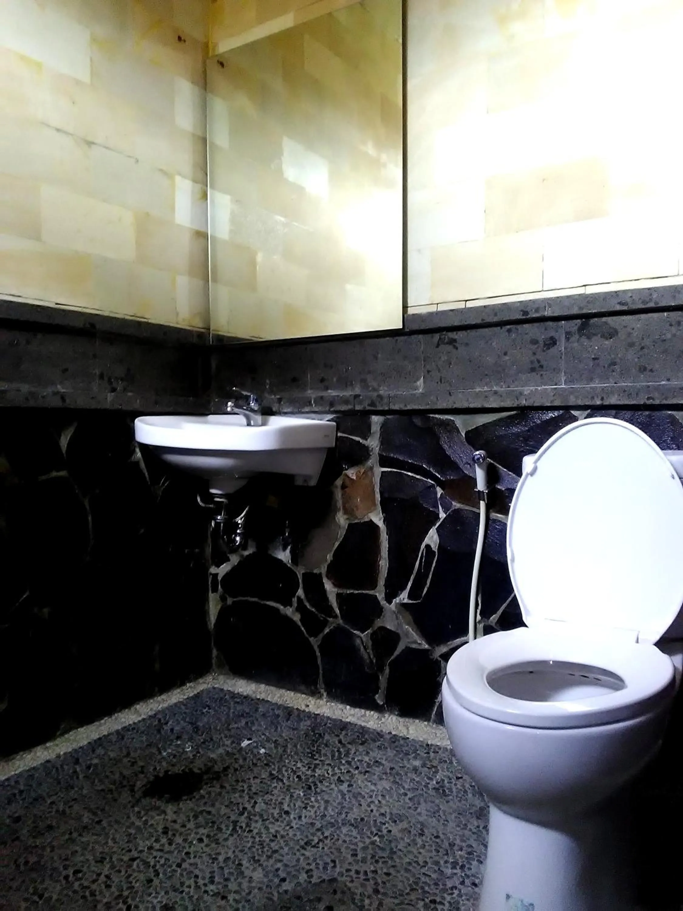 Bathroom in Astawa House