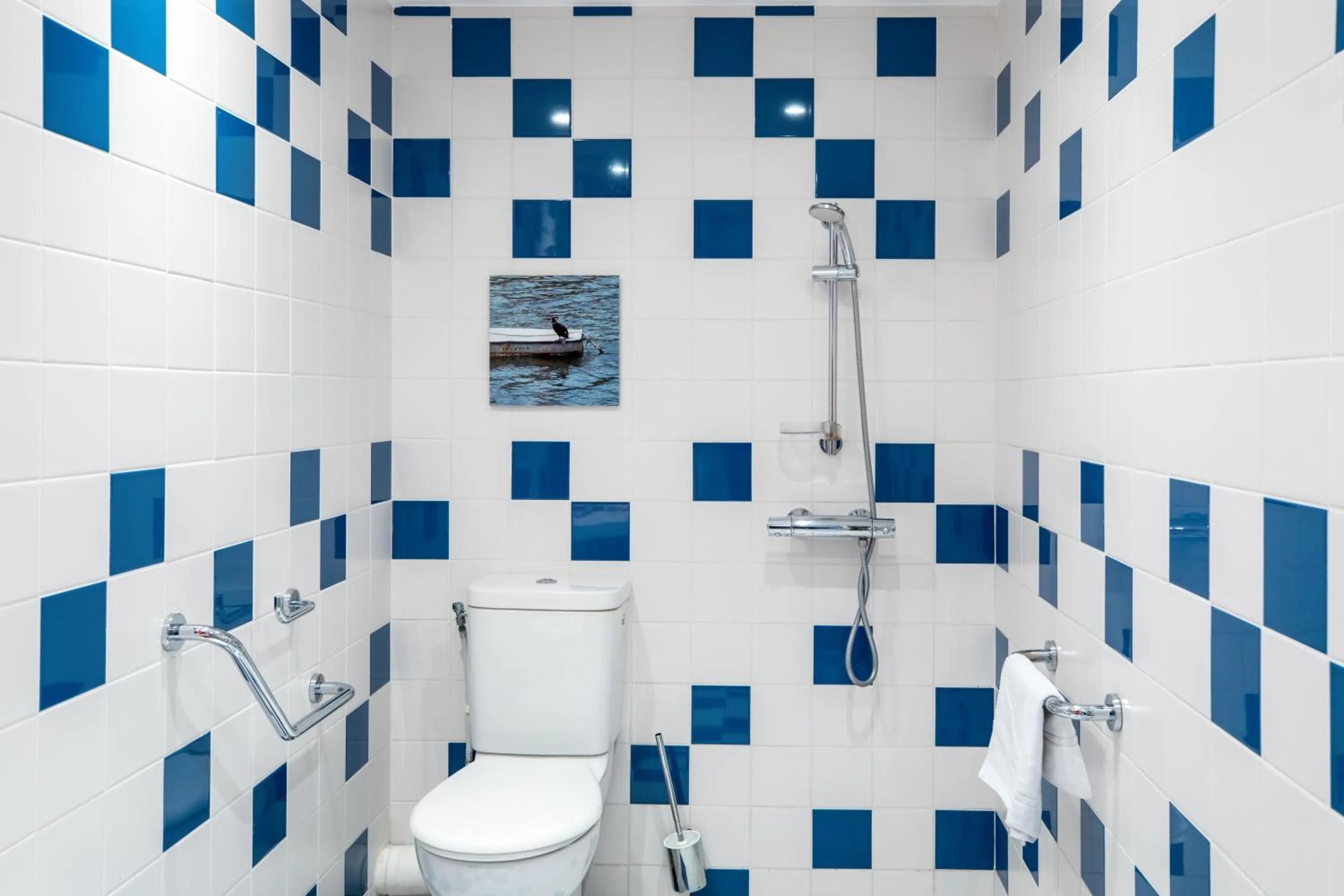 Bathroom in SOWELL Family Riviera