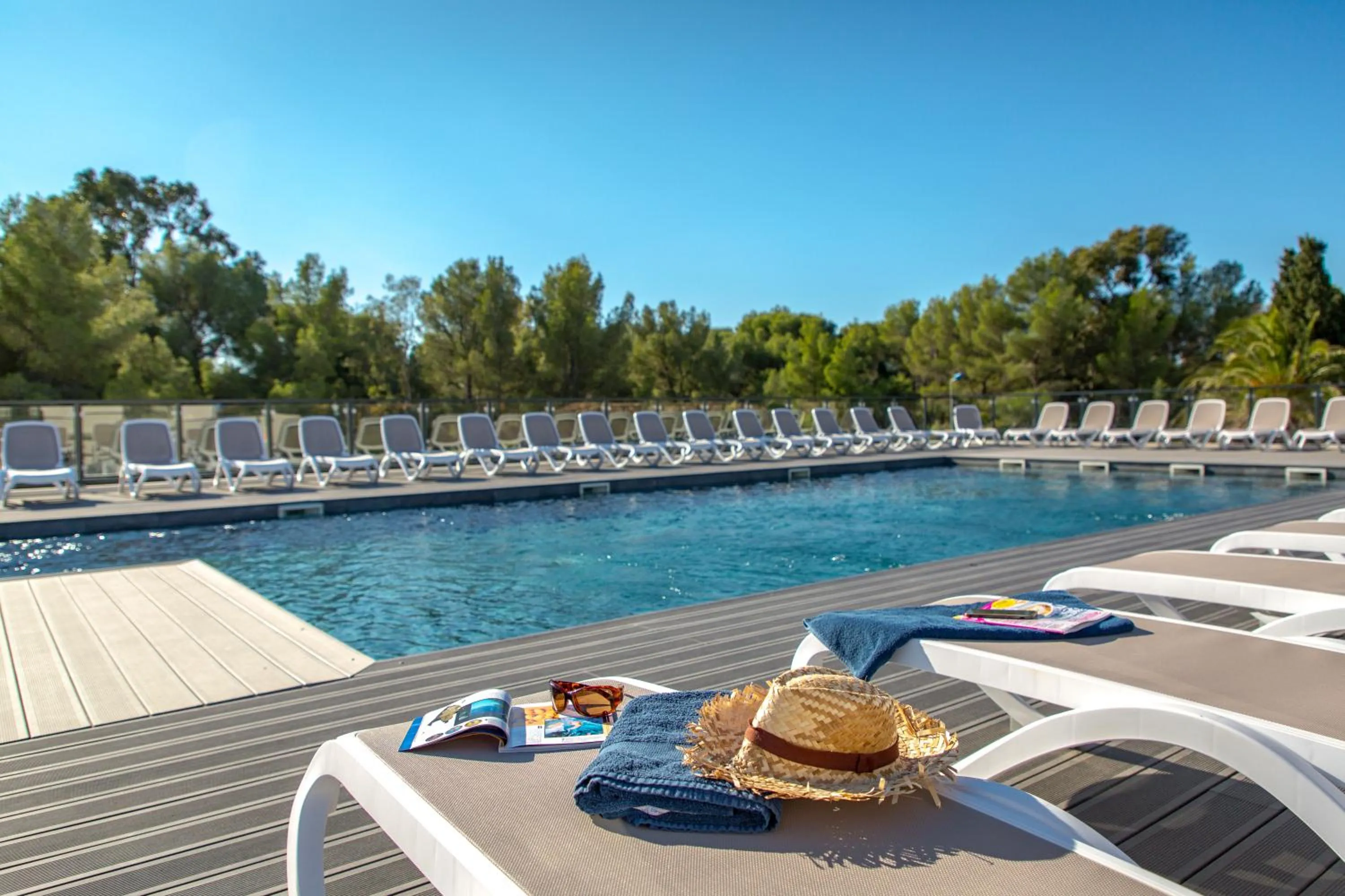 Swimming pool in SOWELL Family Riviera