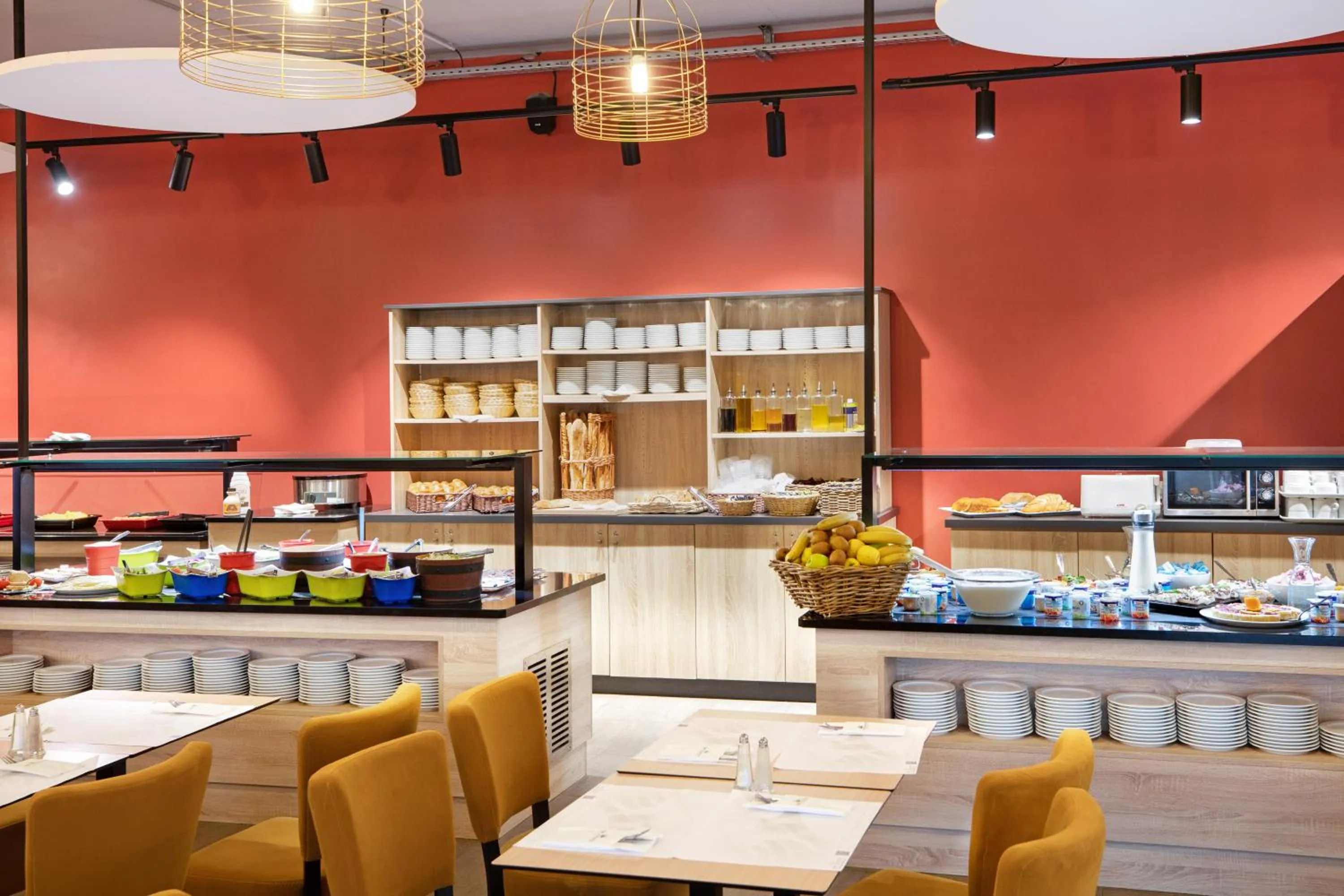 Restaurant/places to eat in SOWELL Family Riviera