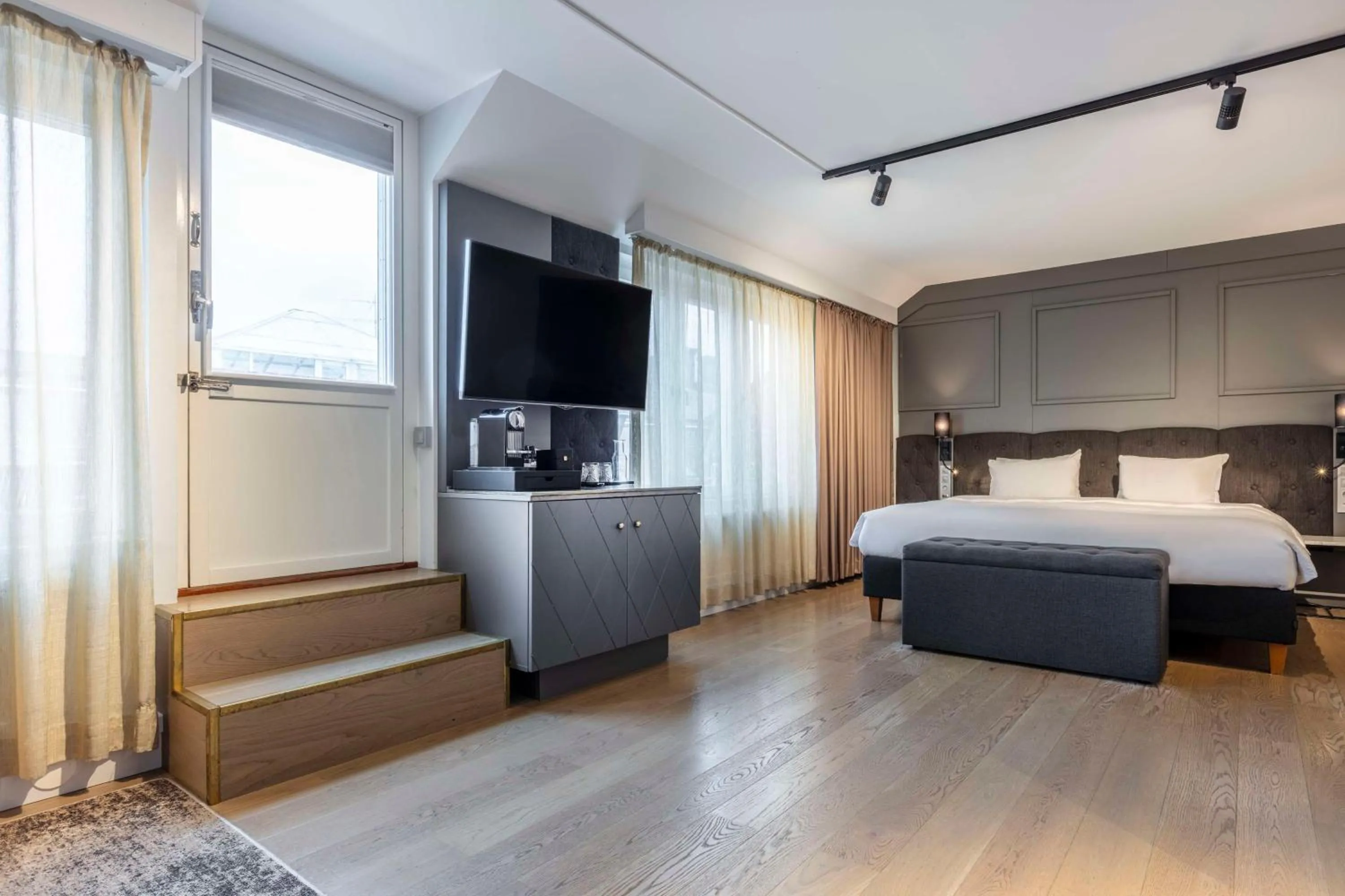 Photo of the whole room, Bed in Radisson Blu Scandinavia Hotel, Göteborg