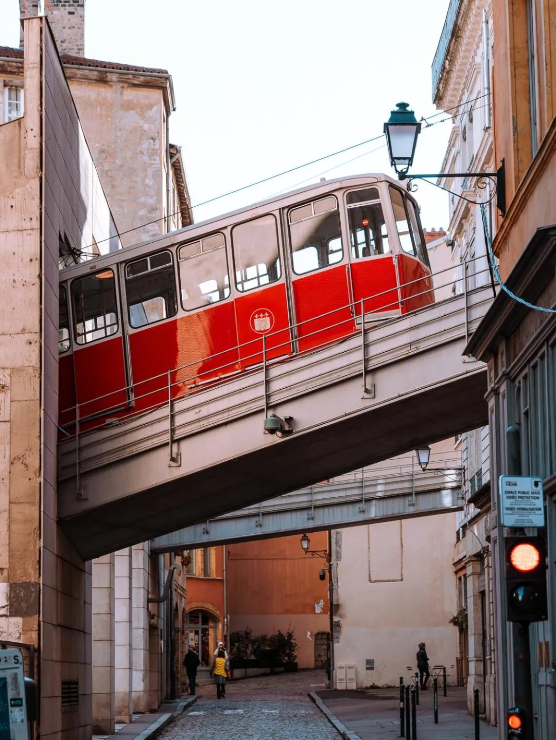 Nearby landmark in Académie Hôtel Lyon