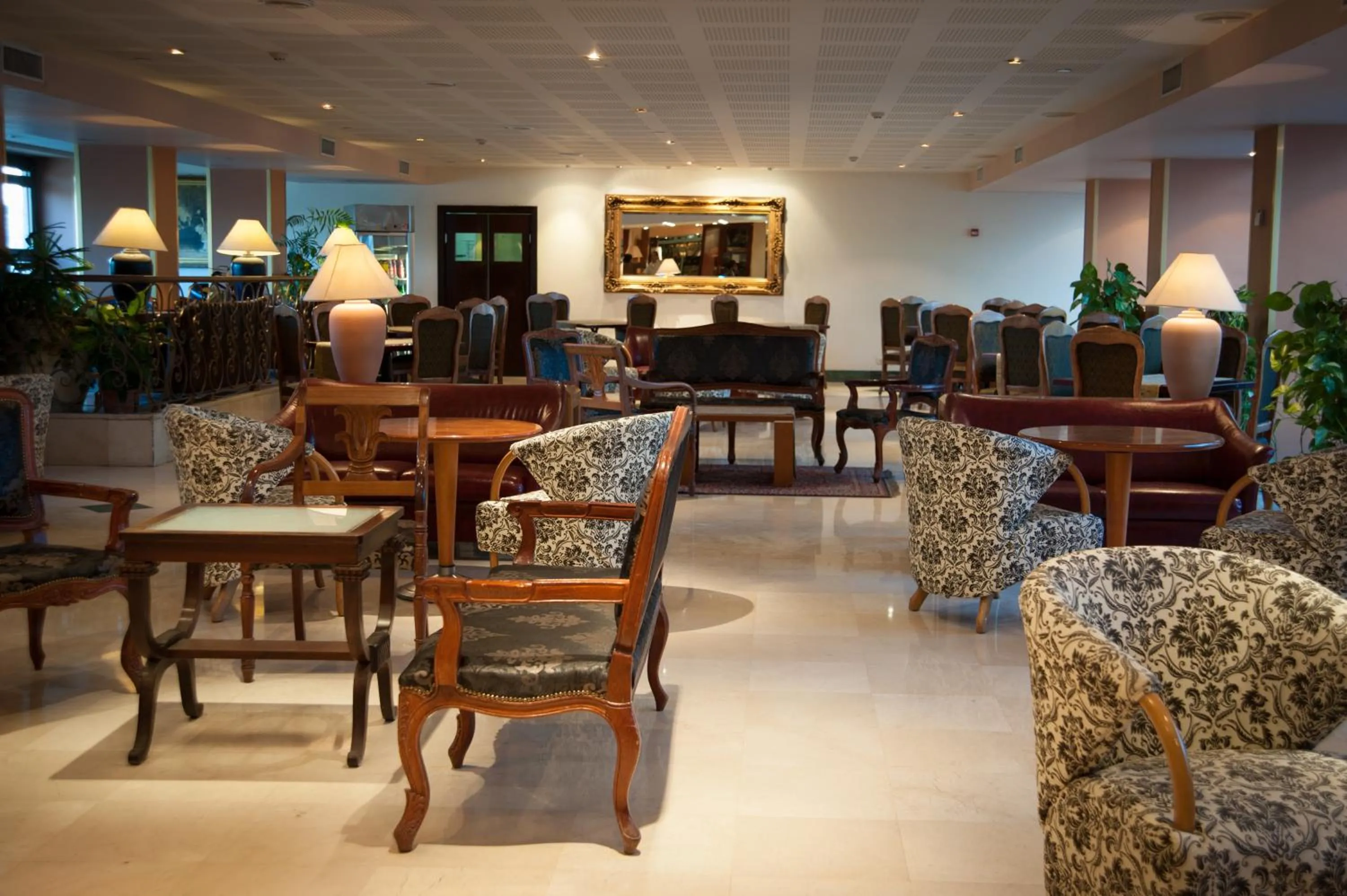 Lounge or bar in Jerusalem Gold Hotel