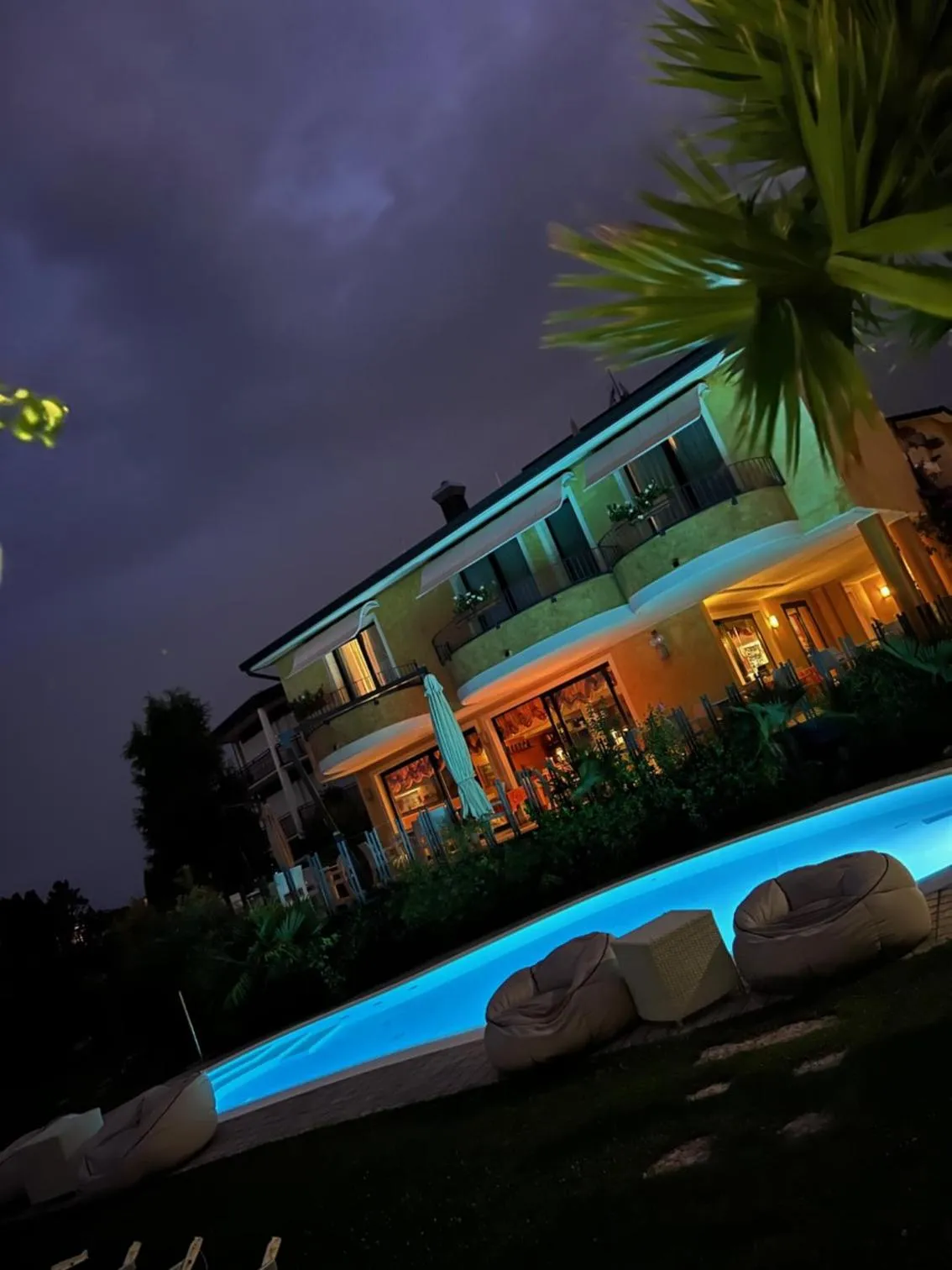 Night in Hotel La Rondine