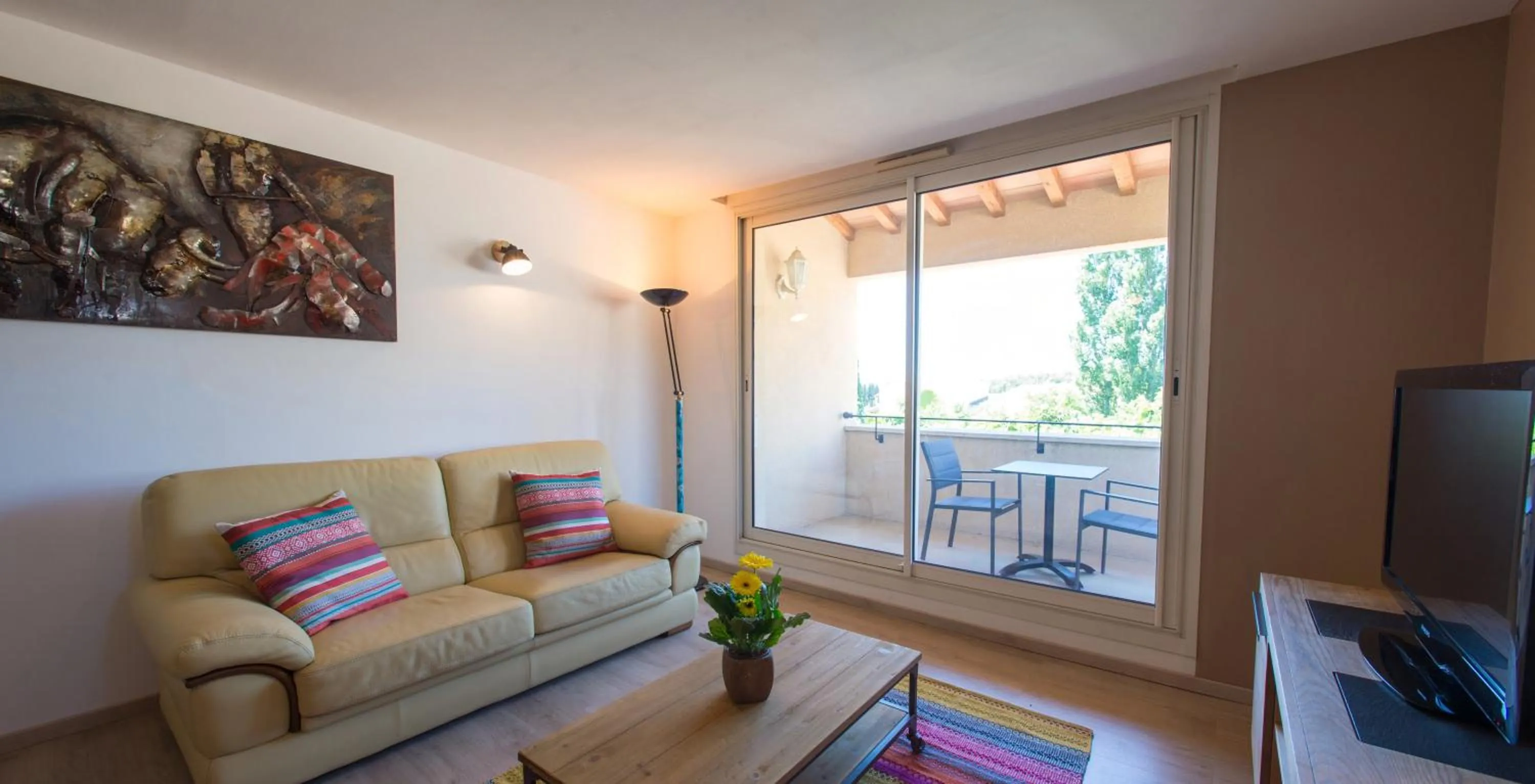 Patio in Best Western Hôtel Aurélia