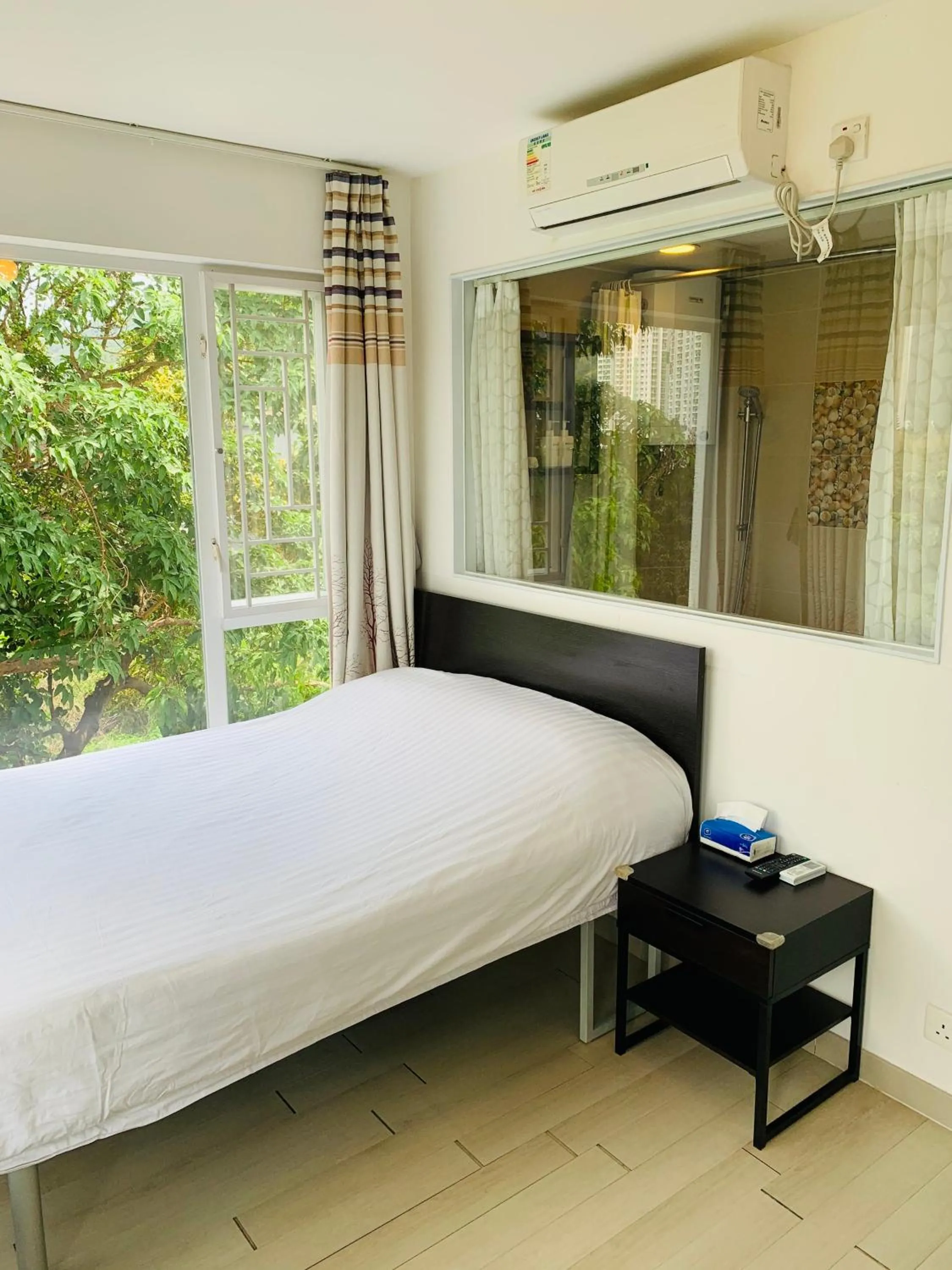 Double Room with Terrace in City Oasis Guesthouse