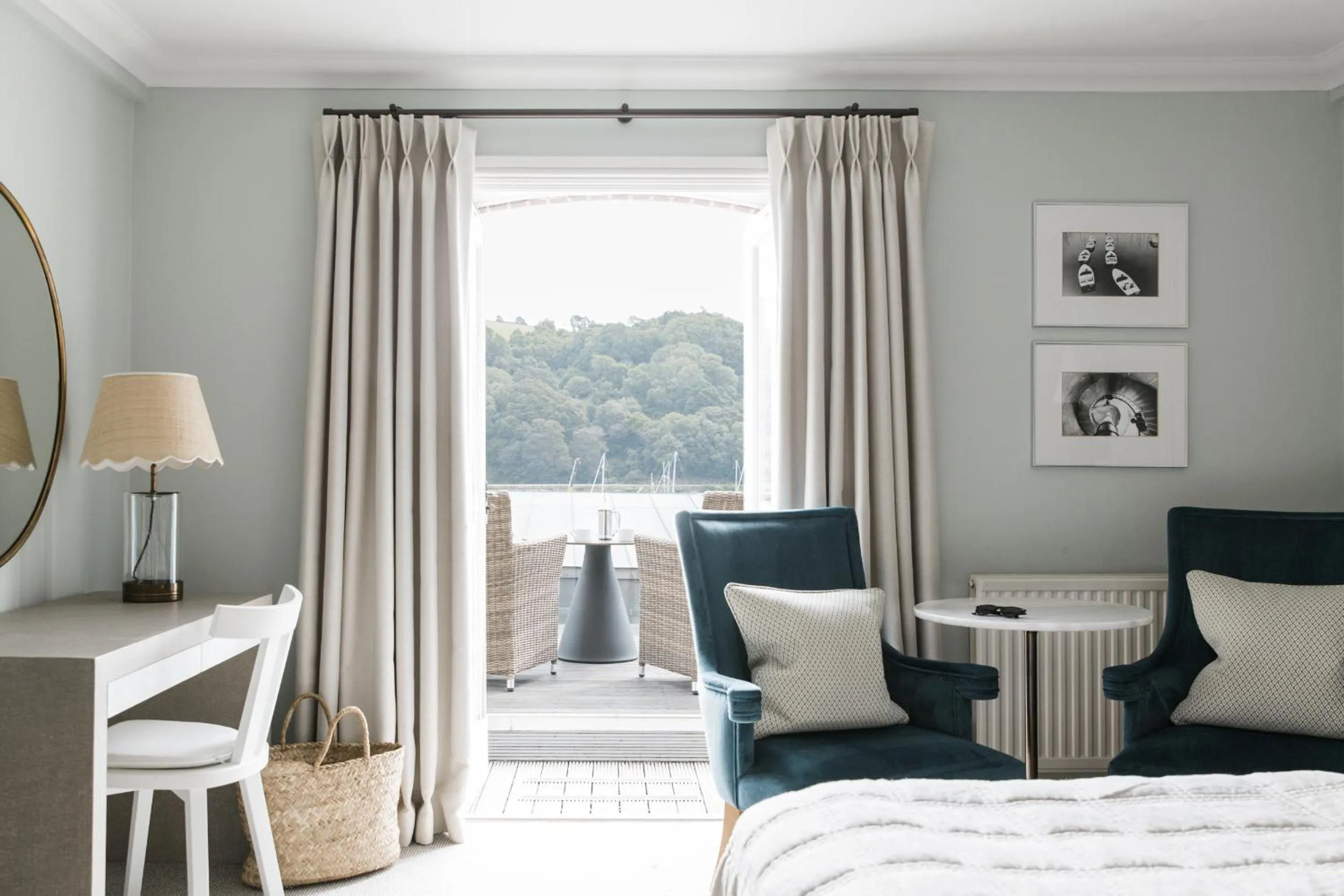 View (from property/room), Bed in Dart Marina Hotel