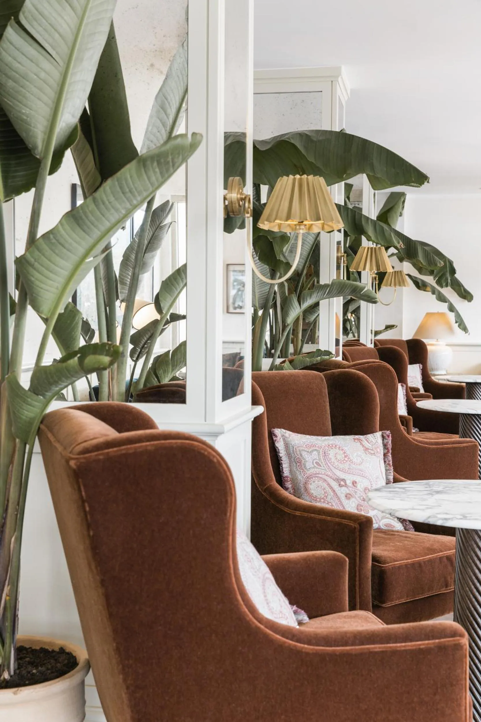 Lounge or bar in Dart Marina Hotel