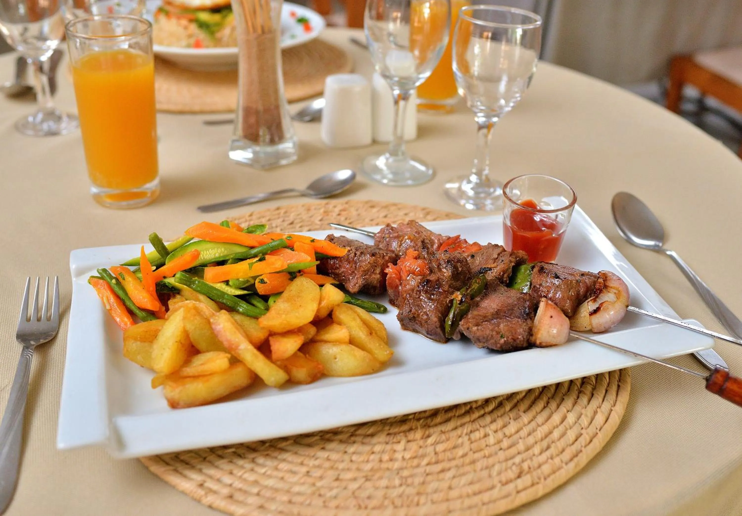 Riviera Garden Hotel Ivato Airport