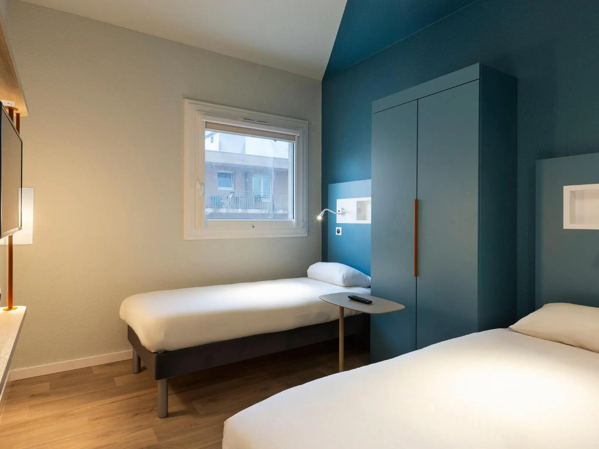 Bed in Ibis Budget Bourgoin Jallieu Centre