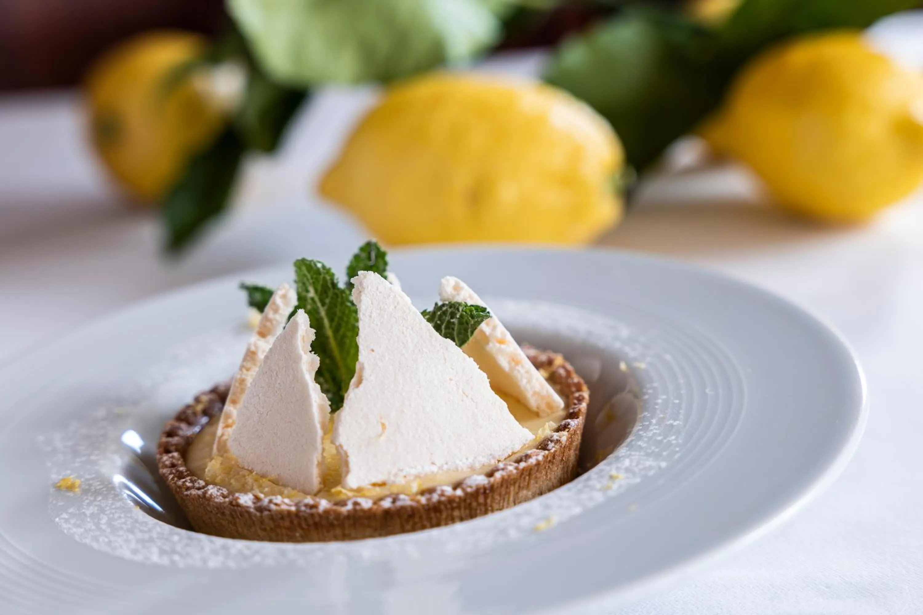 Restaurant/places to eat in Excelsior