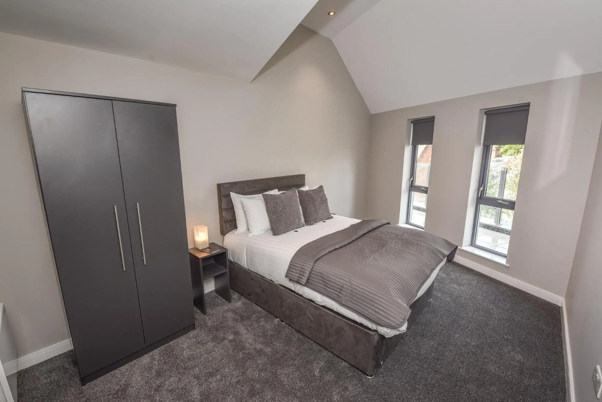 Bed in Dream Apartments St Thomas Hall