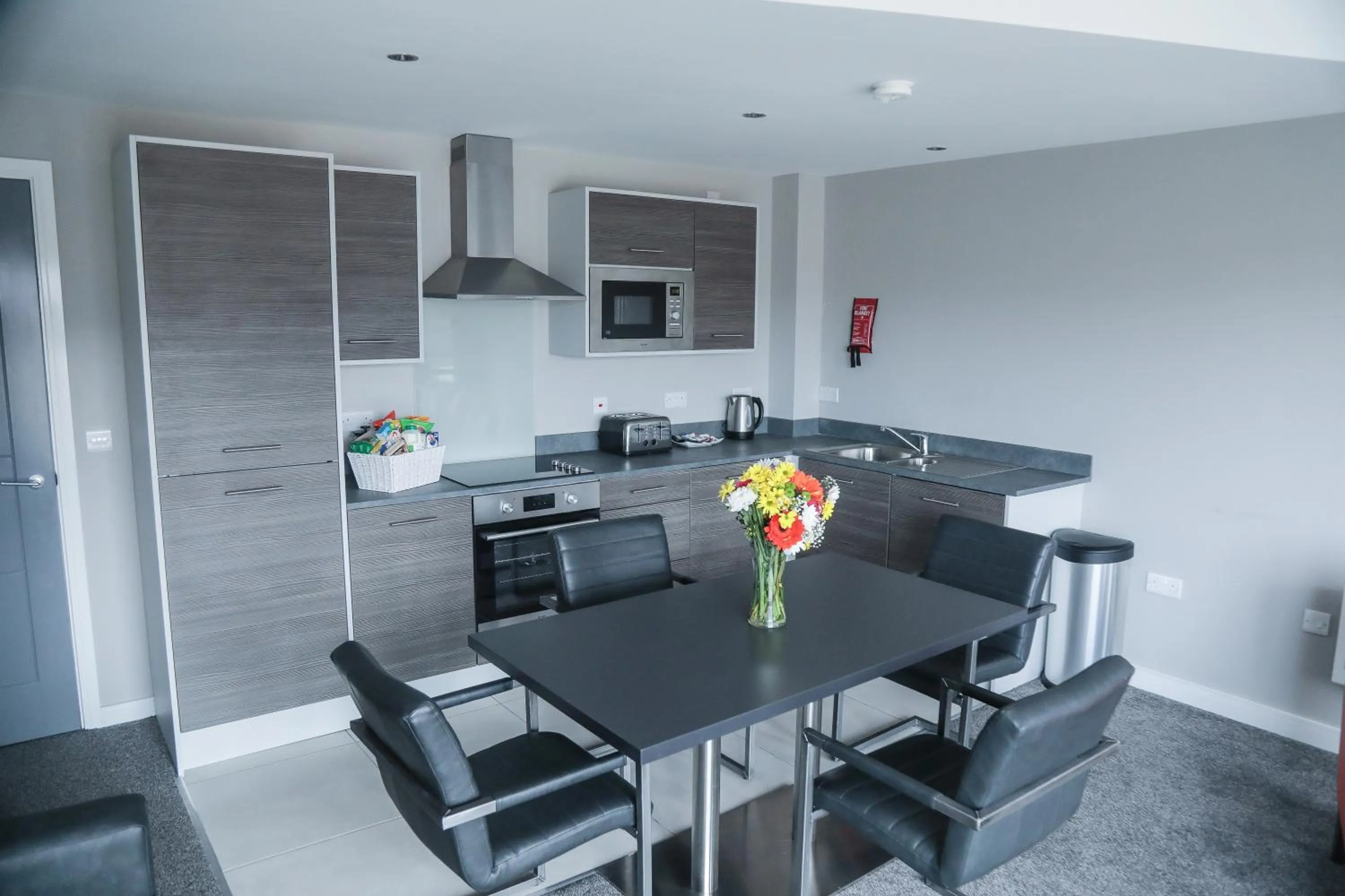 Dining area in Dream Apartments St Thomas Hall