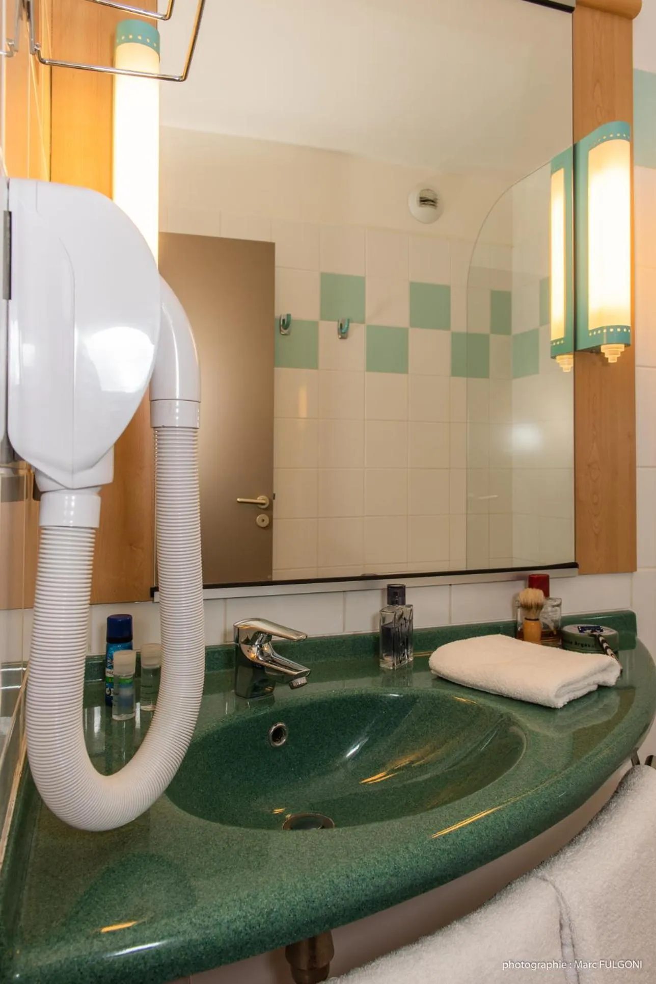 Bathroom in ibis La Bresse Gérardmer