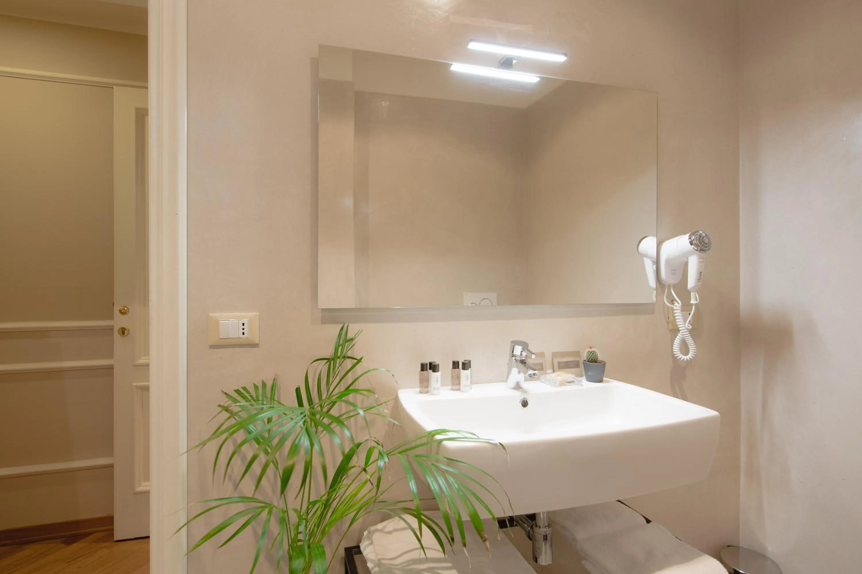 Shower in Relais Tosinghi