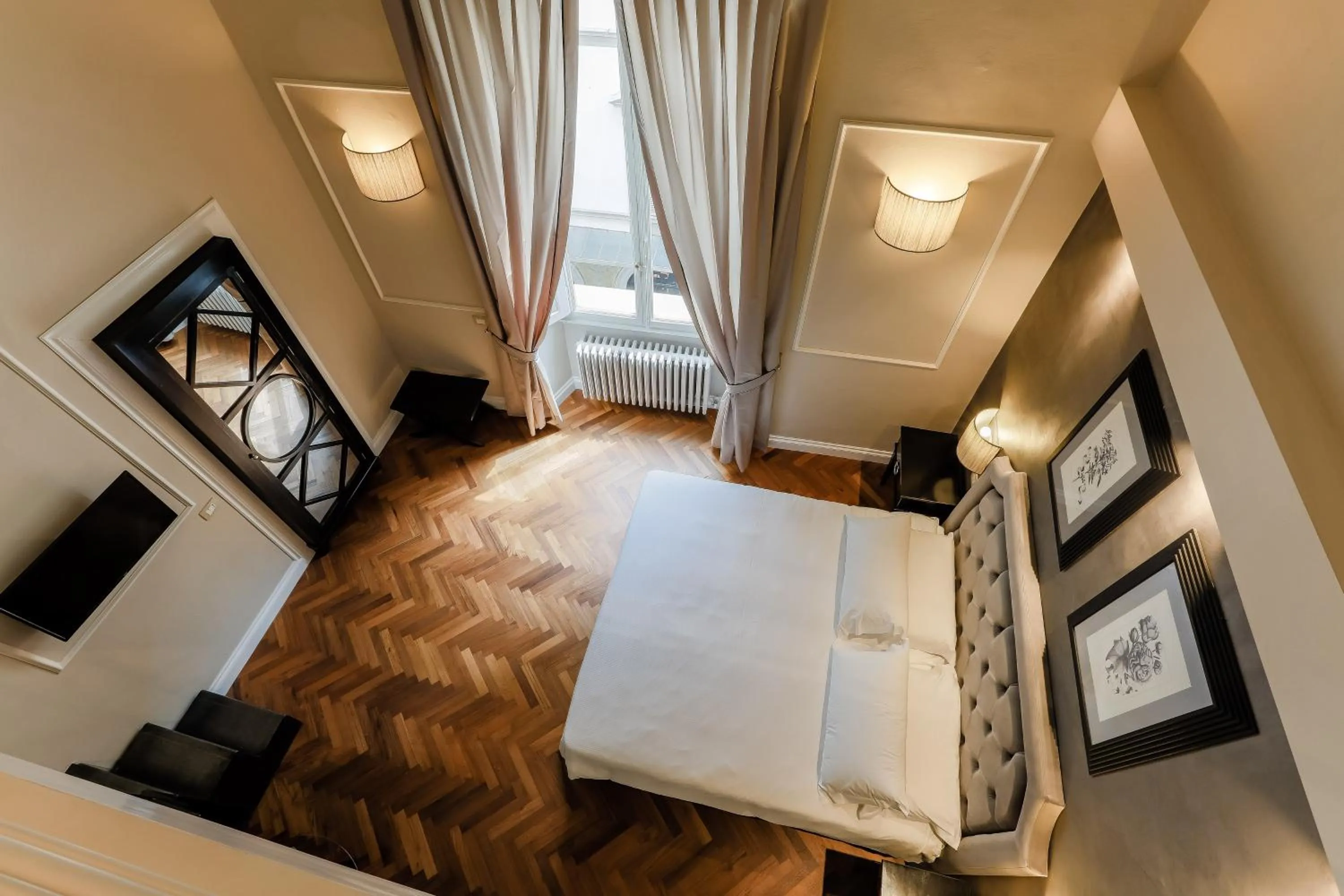 Photo of the whole room, Bed in Relais Tosinghi