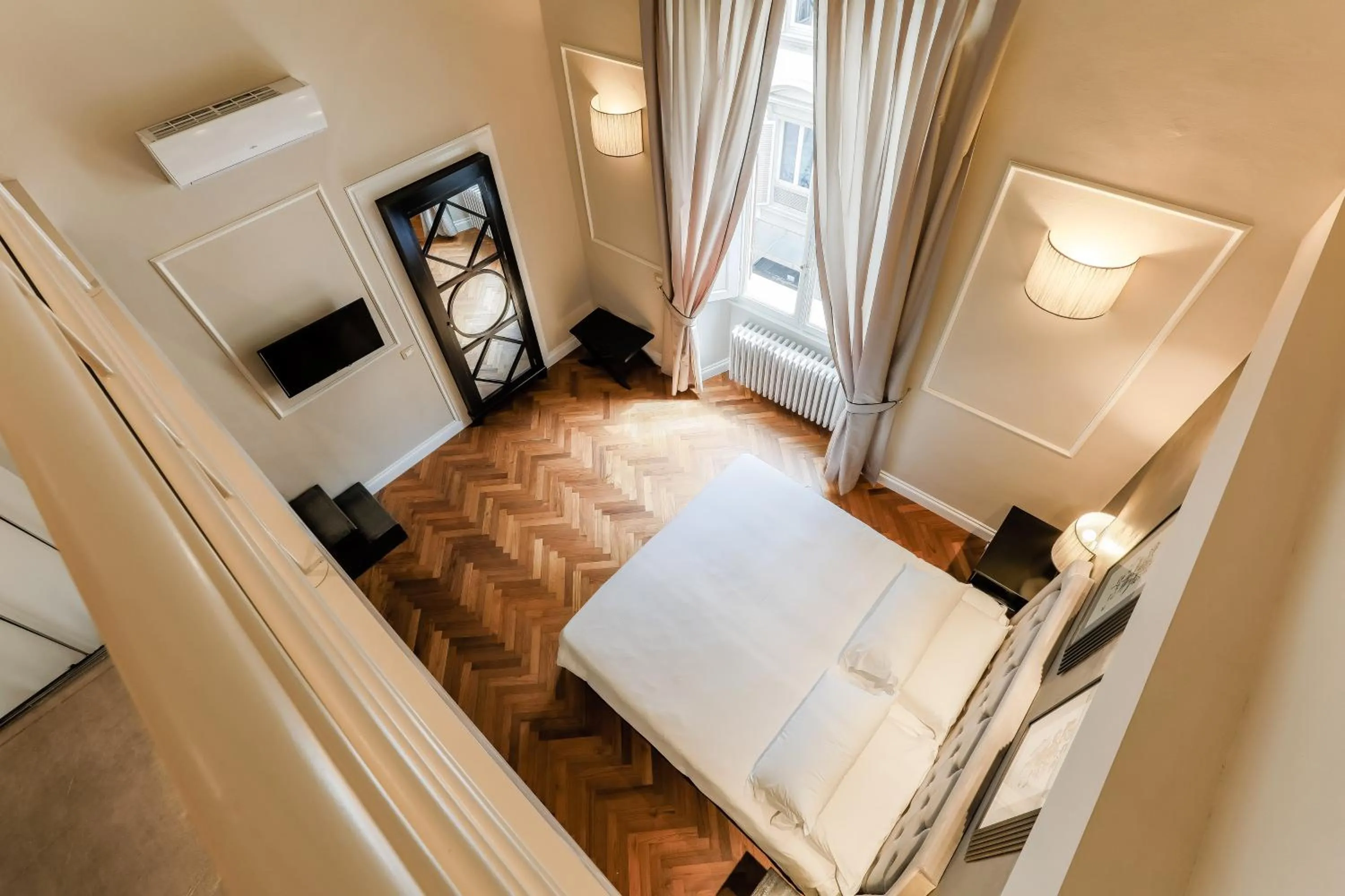 Photo of the whole room, Bed in Relais Tosinghi