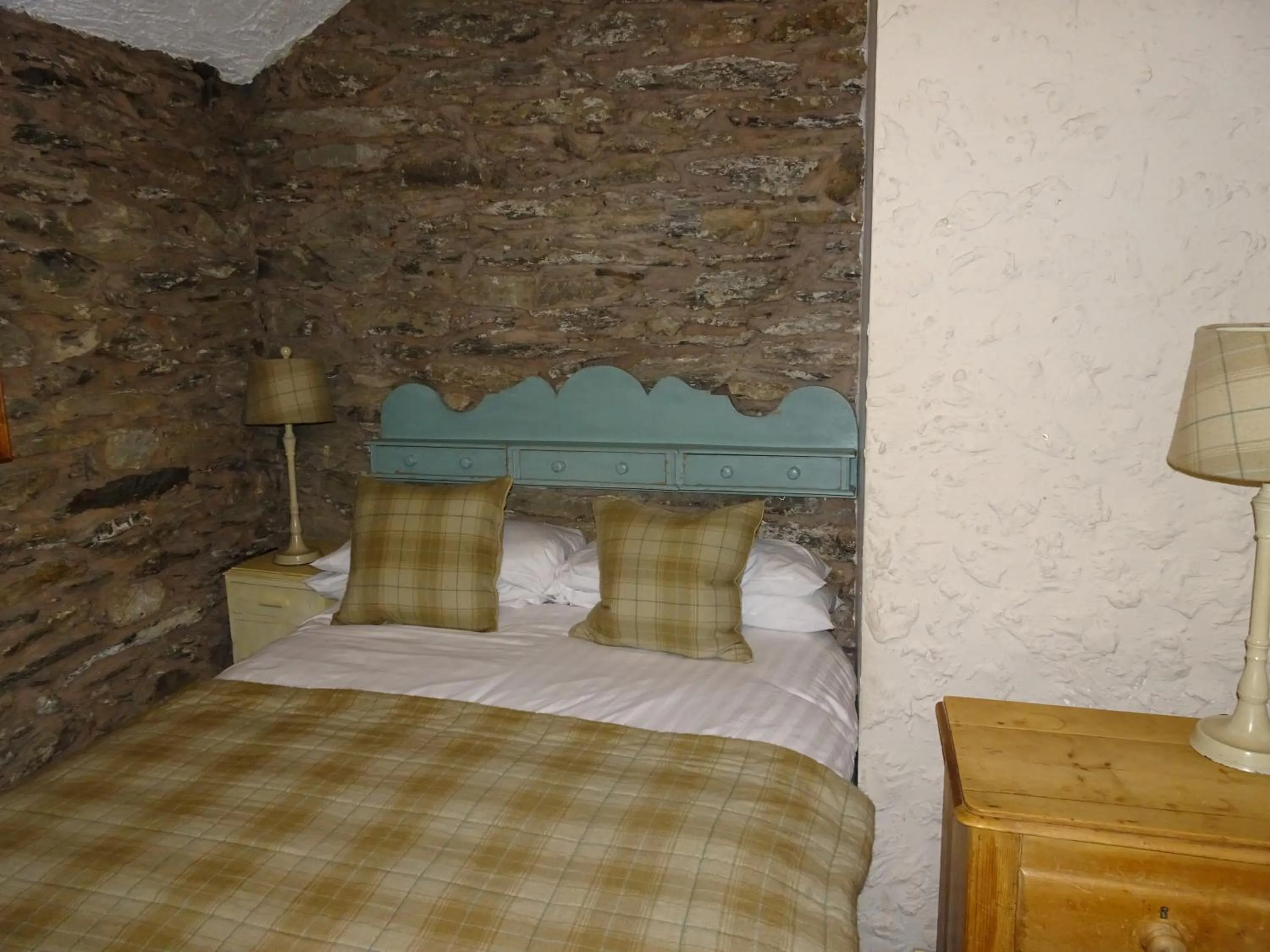 Bed in Ty Gwyn Hotel