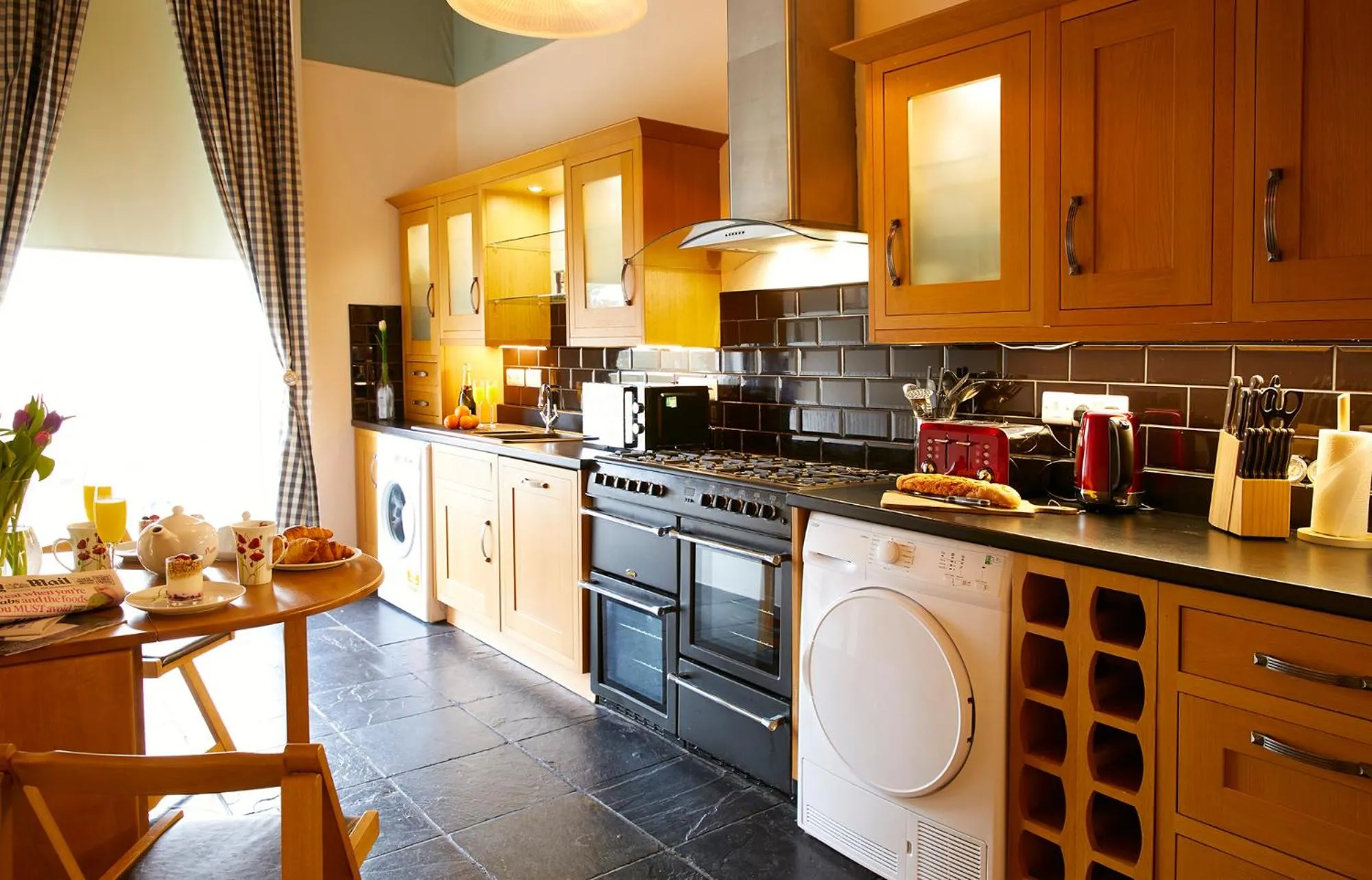 Coffee/tea facilities in Mansion House