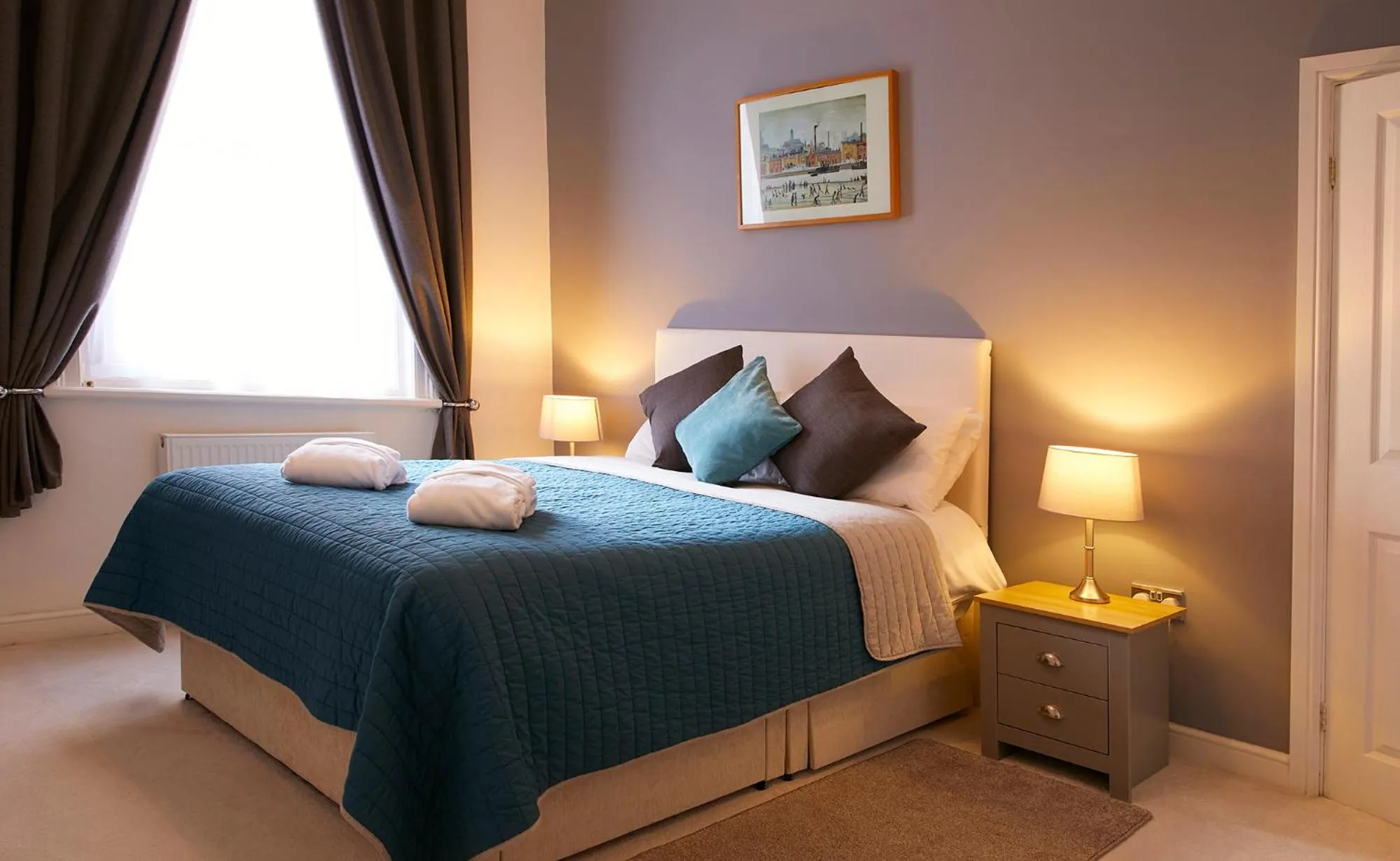 Bed in Mansion House