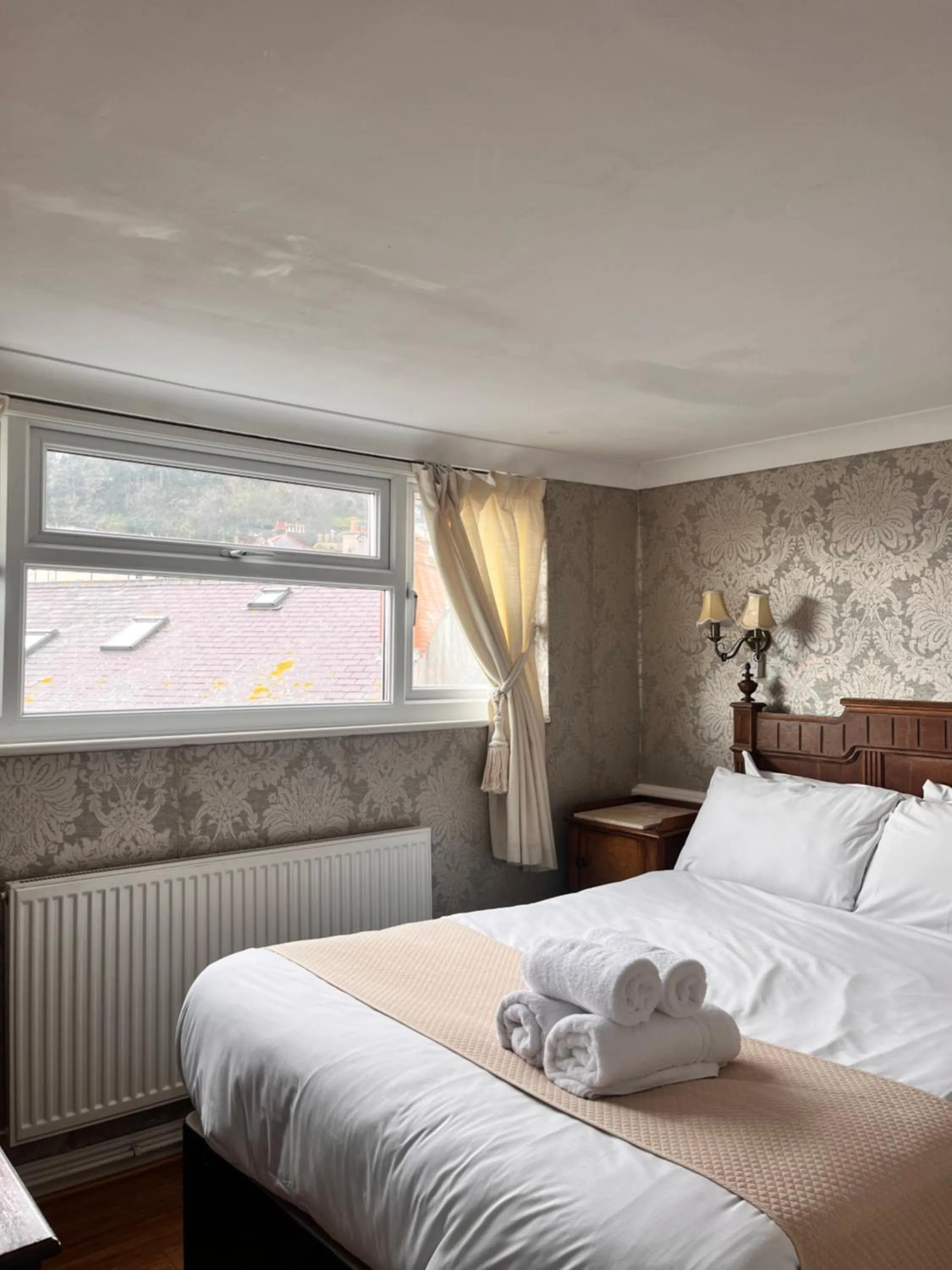 Bed in Rose Tor Hotel