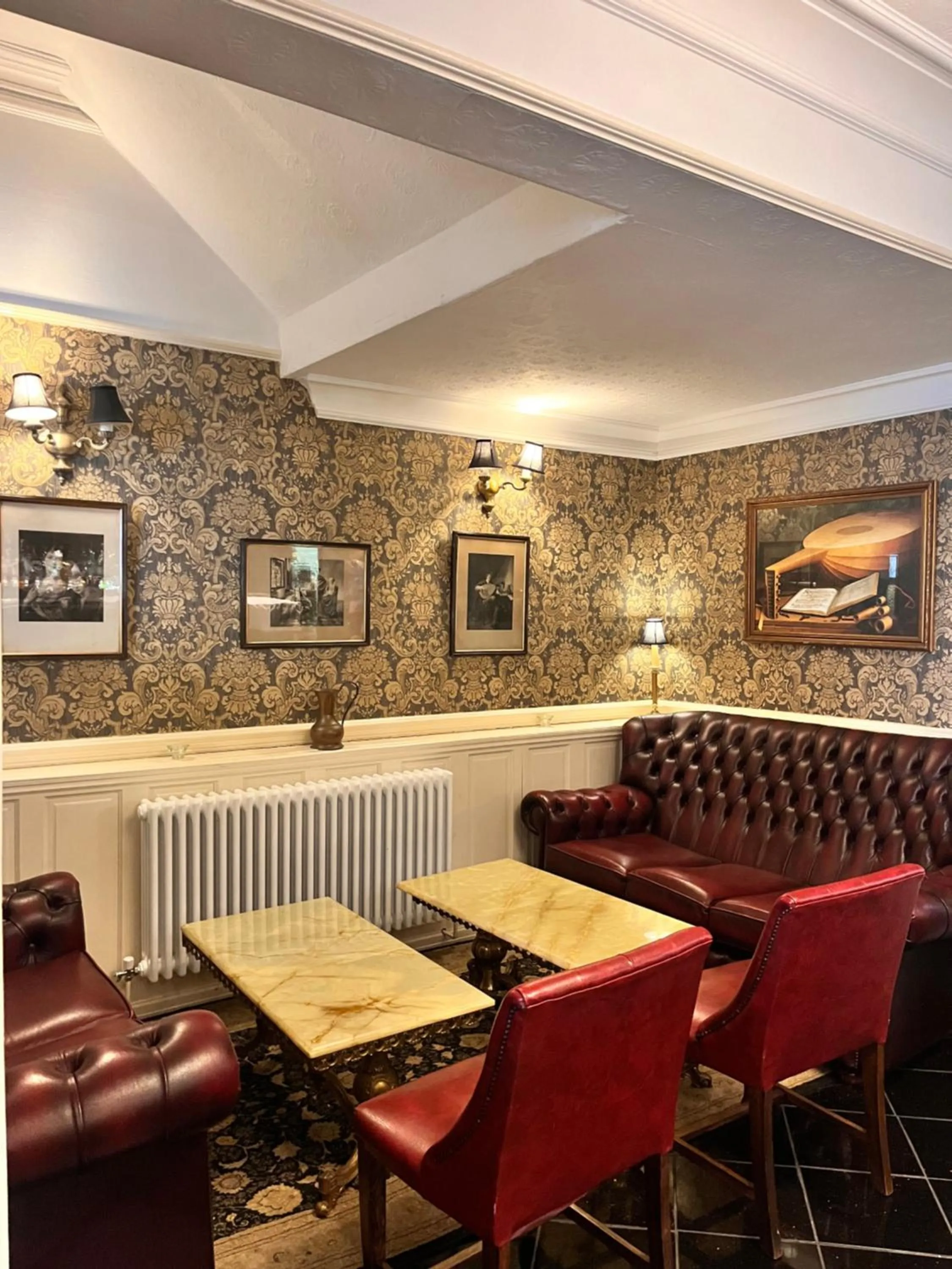 Lounge or bar in Rose Tor Hotel