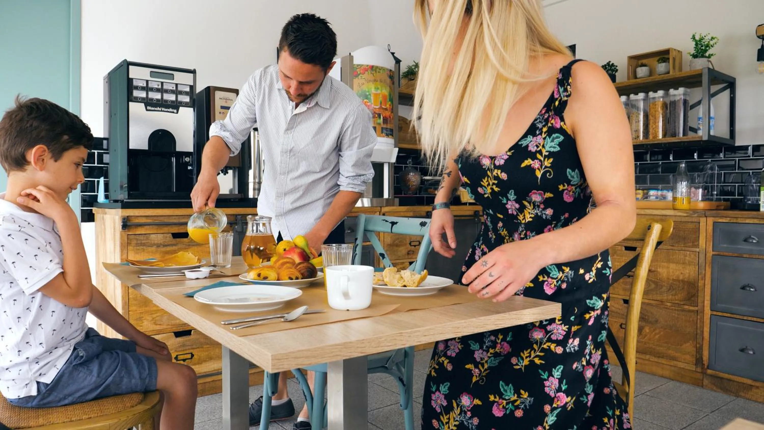 People in Hotel du Trégor