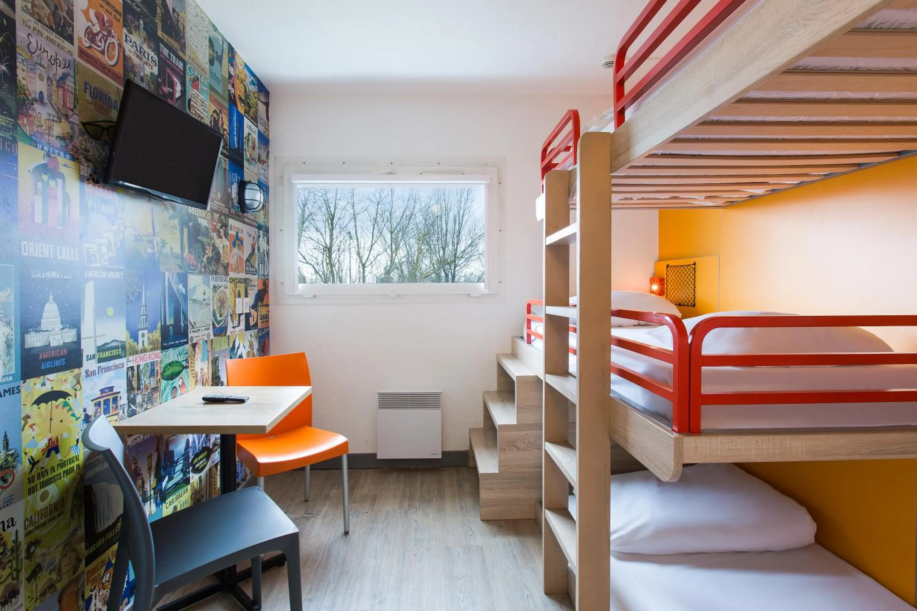 bunk bed, Bed in Hotel F1 Maurepas