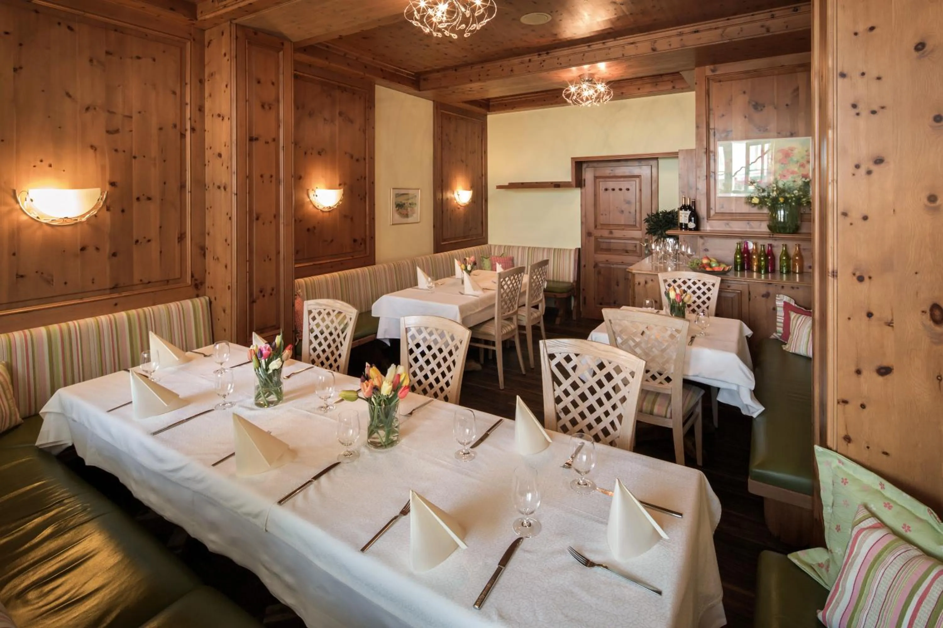 Restaurant/places to eat in Hotel-Restaurant Distlerhof