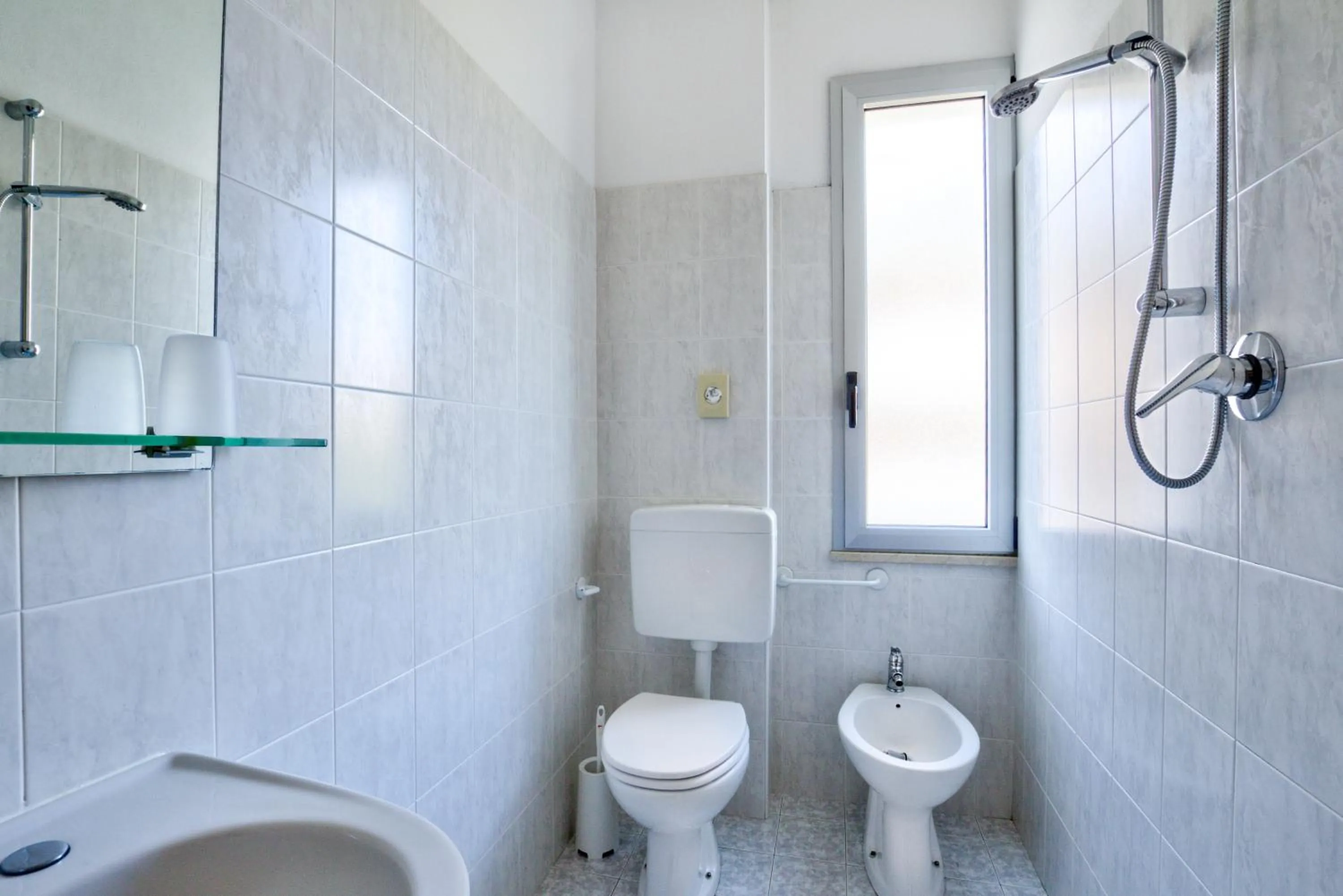 Bathroom in Hotel Happy