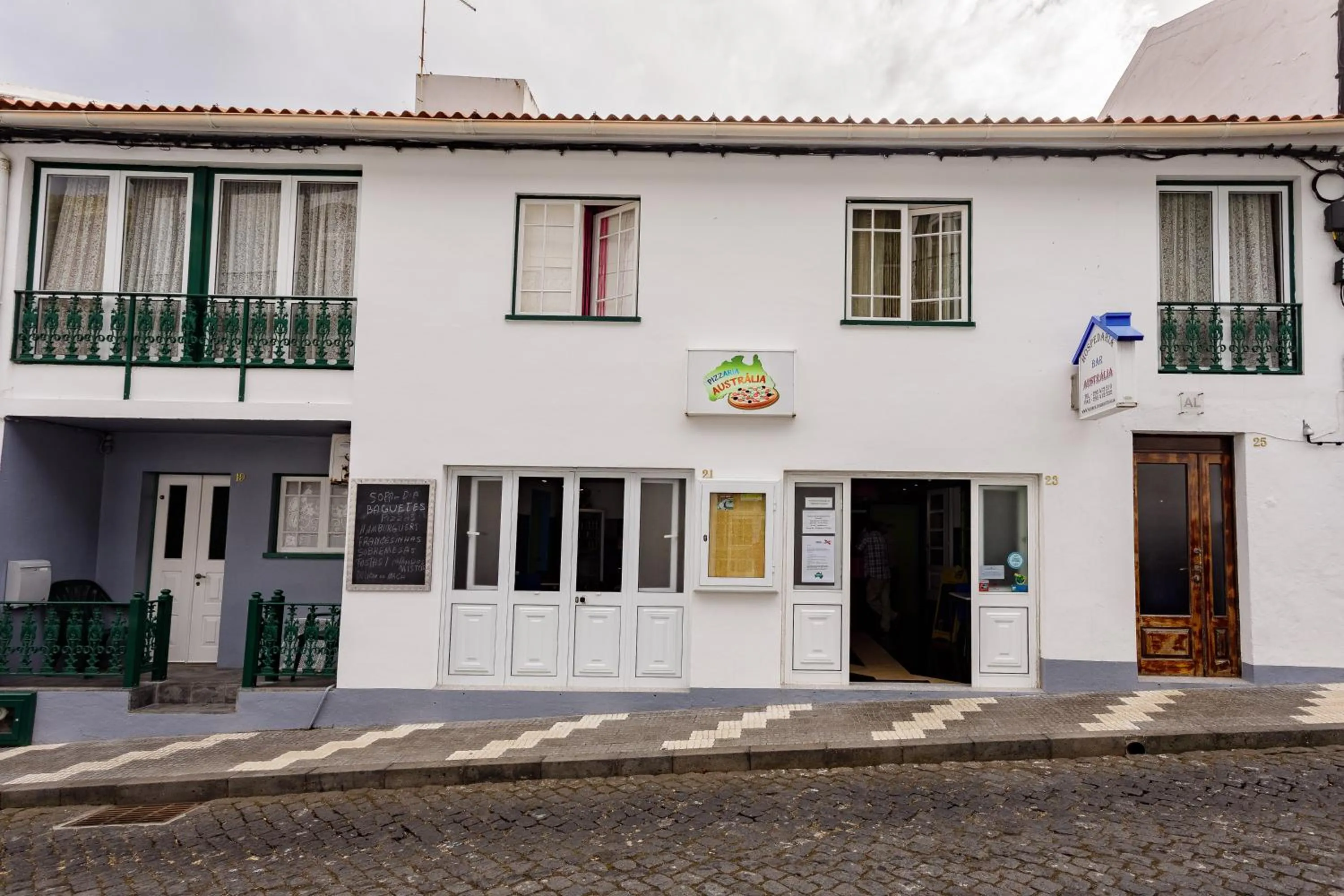 Property building in Hospedaria Australia