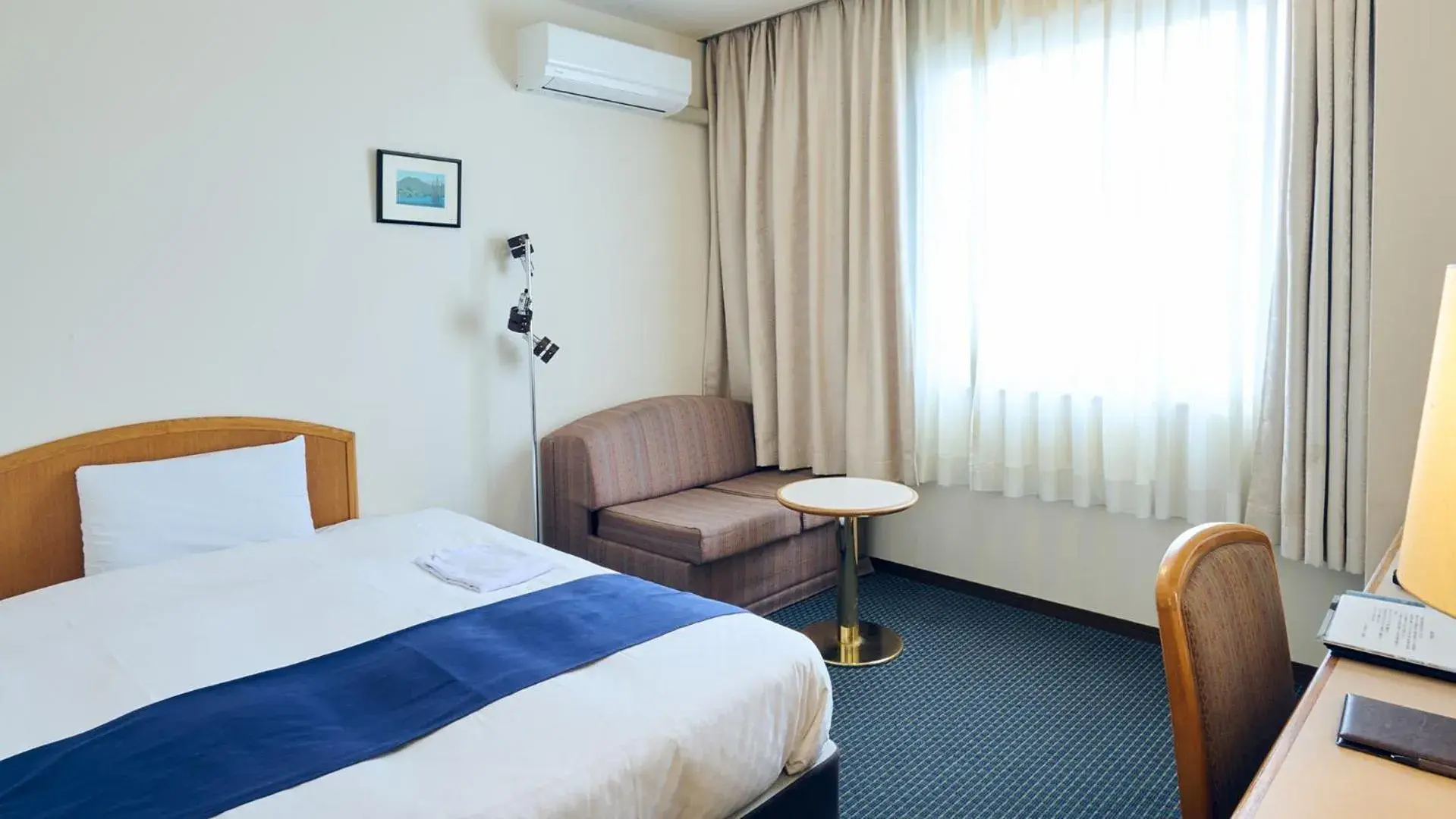 Comfort Double Room - single occupancy in Hotel Kumamoto Terrsa Comfort Double Room - single occupancy in Hotel Kumamoto Terrsa
